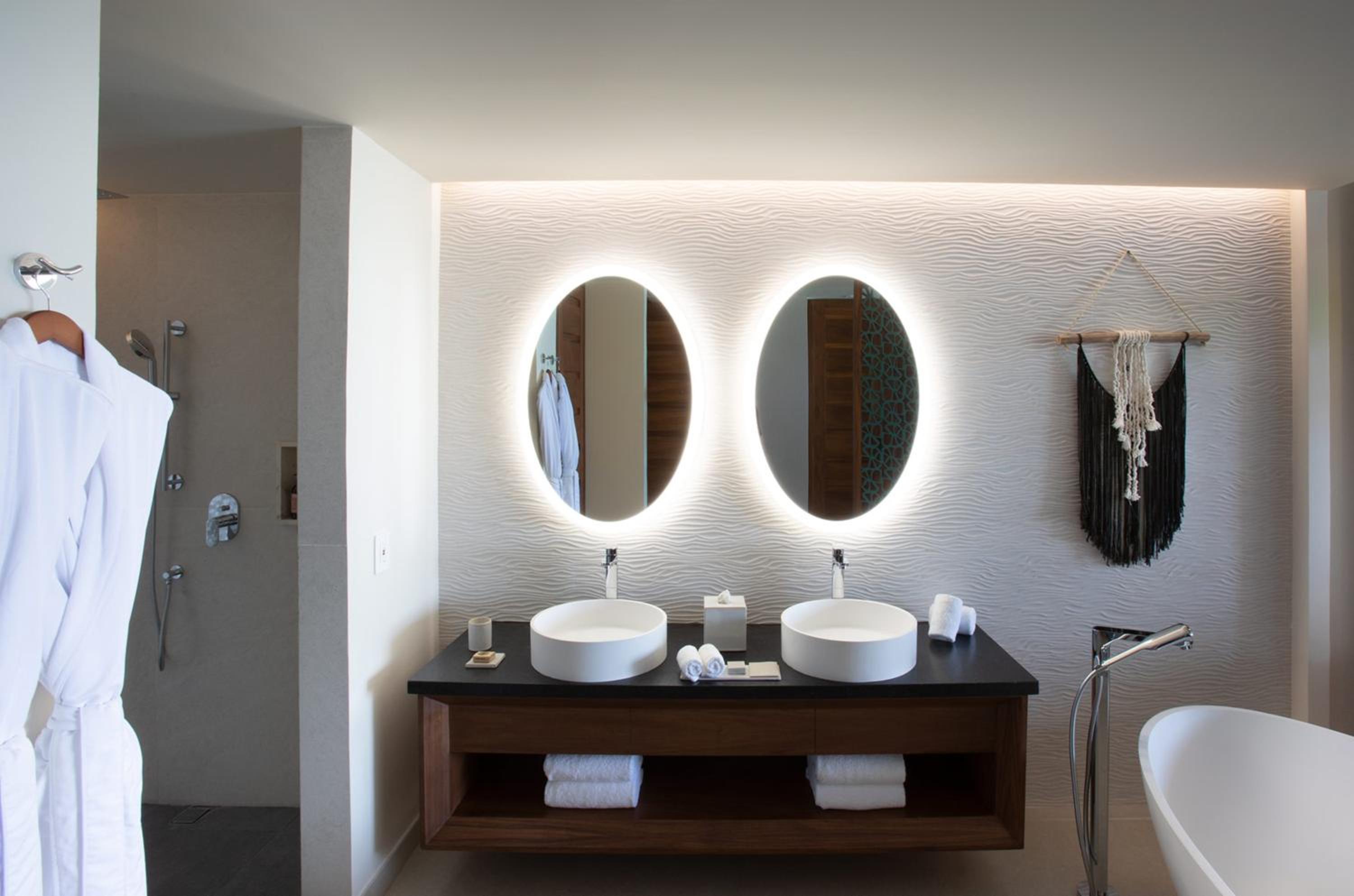 Master Suite (Non Smoking)