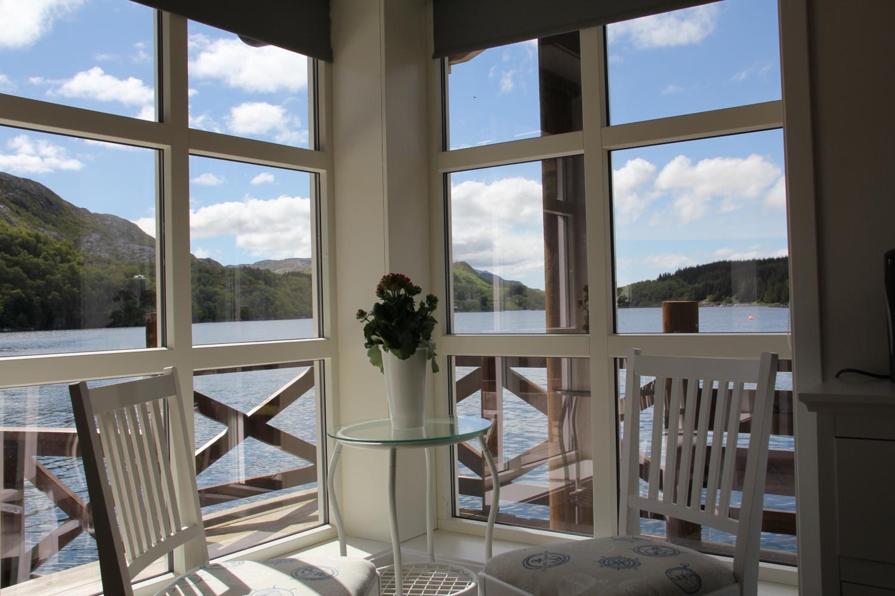 Deluxe Double or Twin Room with Sea View - Photo 3