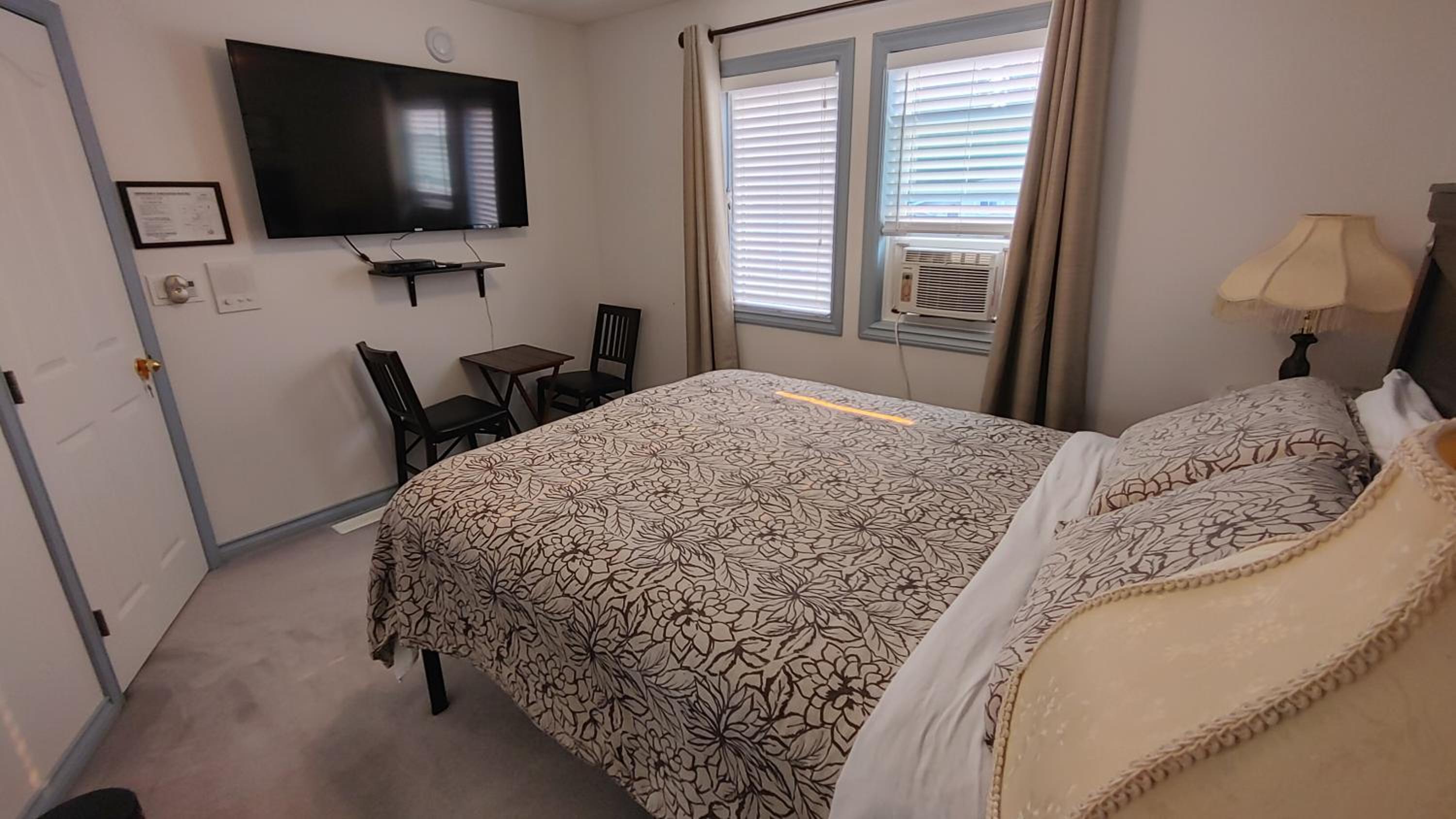 Queen Room