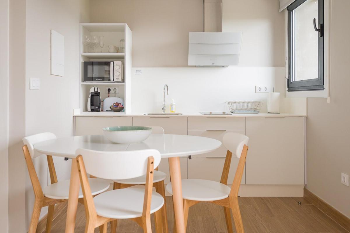Two-Bedroom Apartment - Photo 19