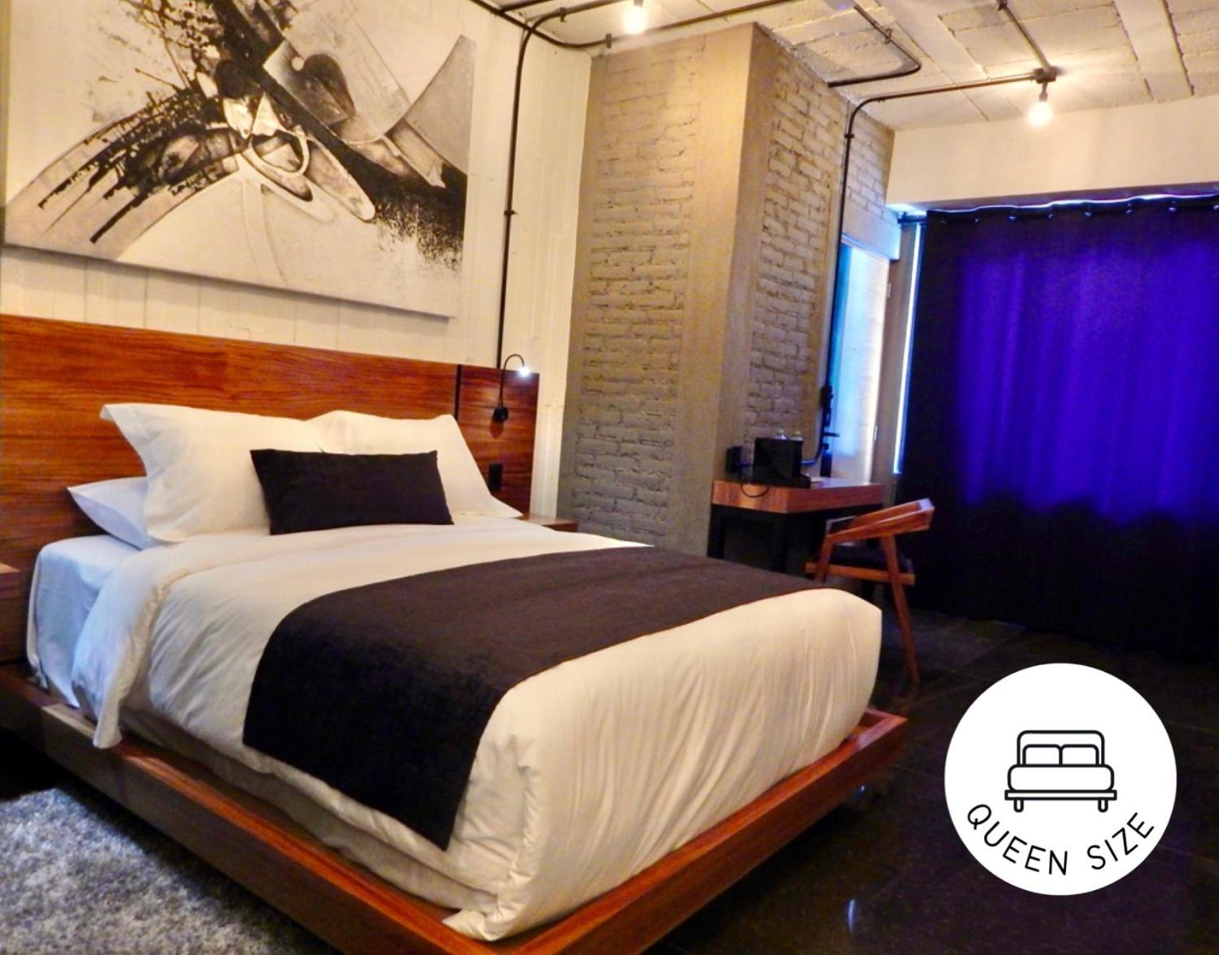 Standard Queen Room - Photo 1