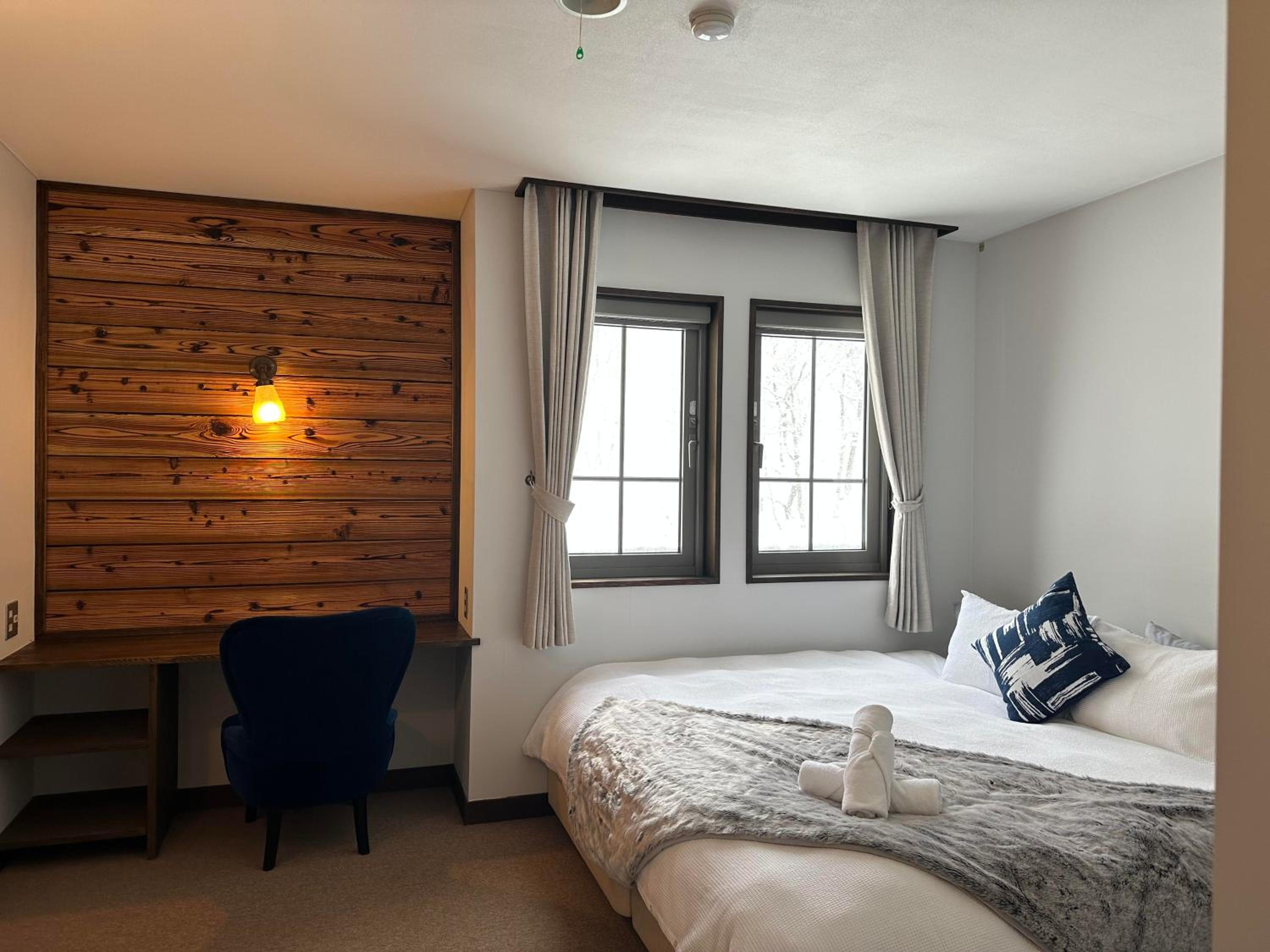 Double Room with Private Bathroom
