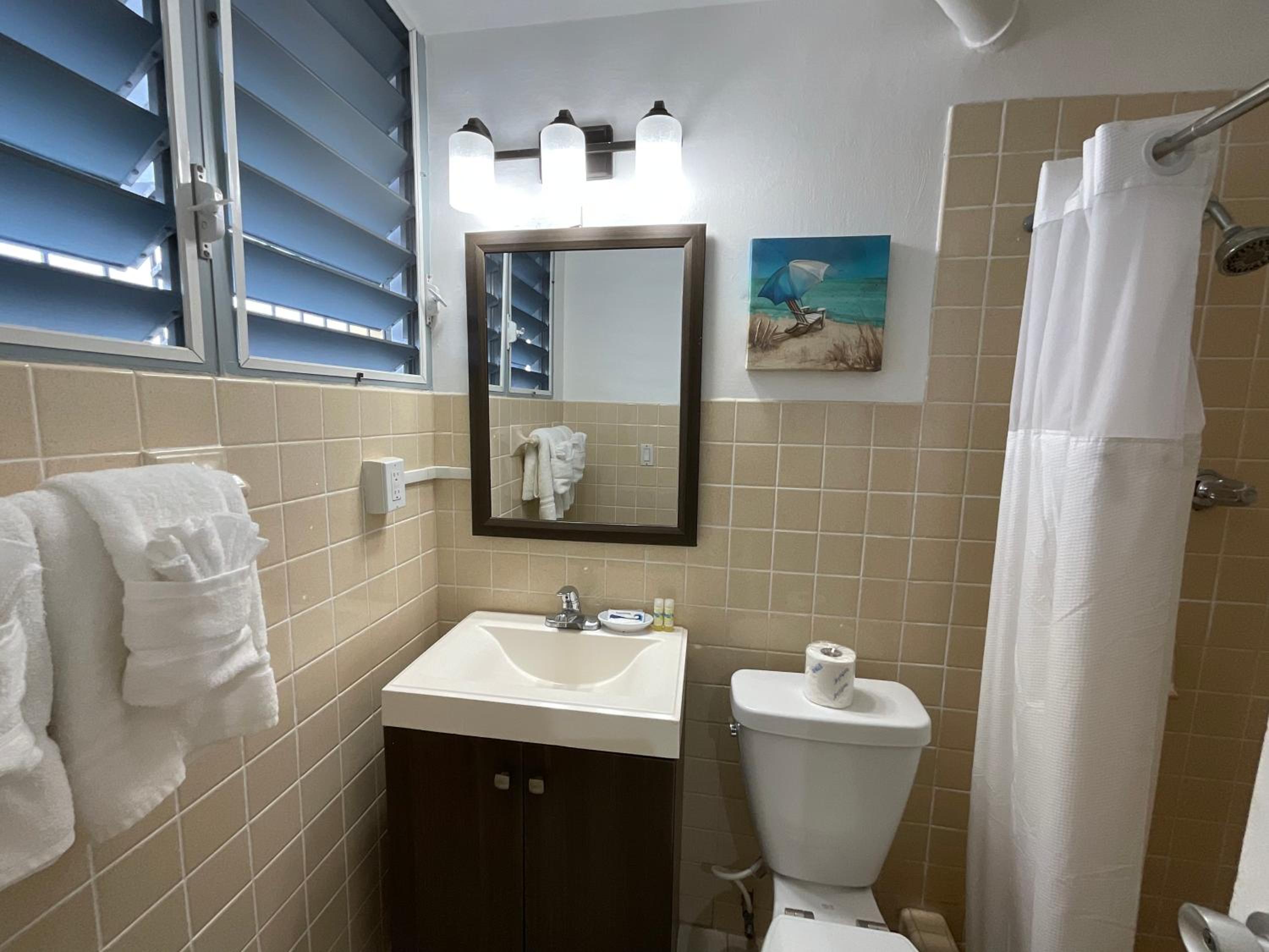 Double Room (1 Adult + 1 Child) photo 2