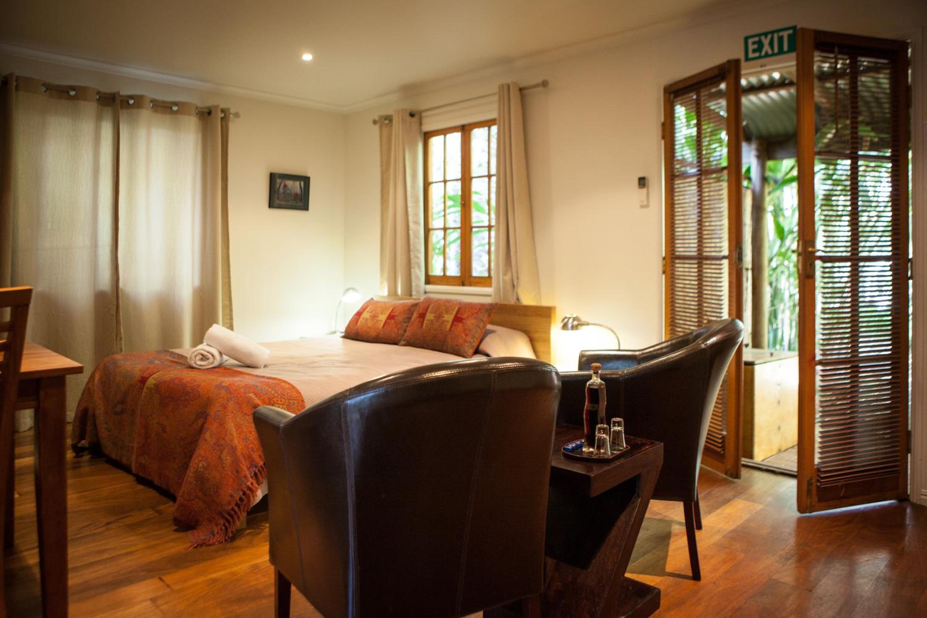 Suite with Spa Bath - Photo 4