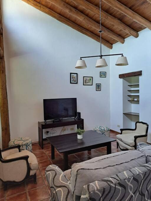 Four-Bedroom House photo 1