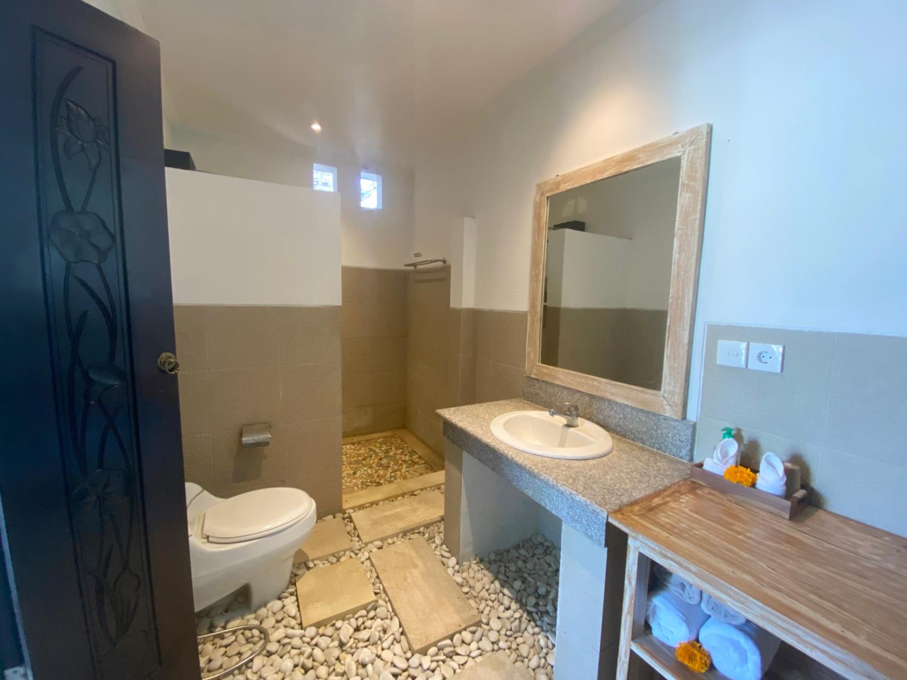 Deluxe King Room - Photo 4