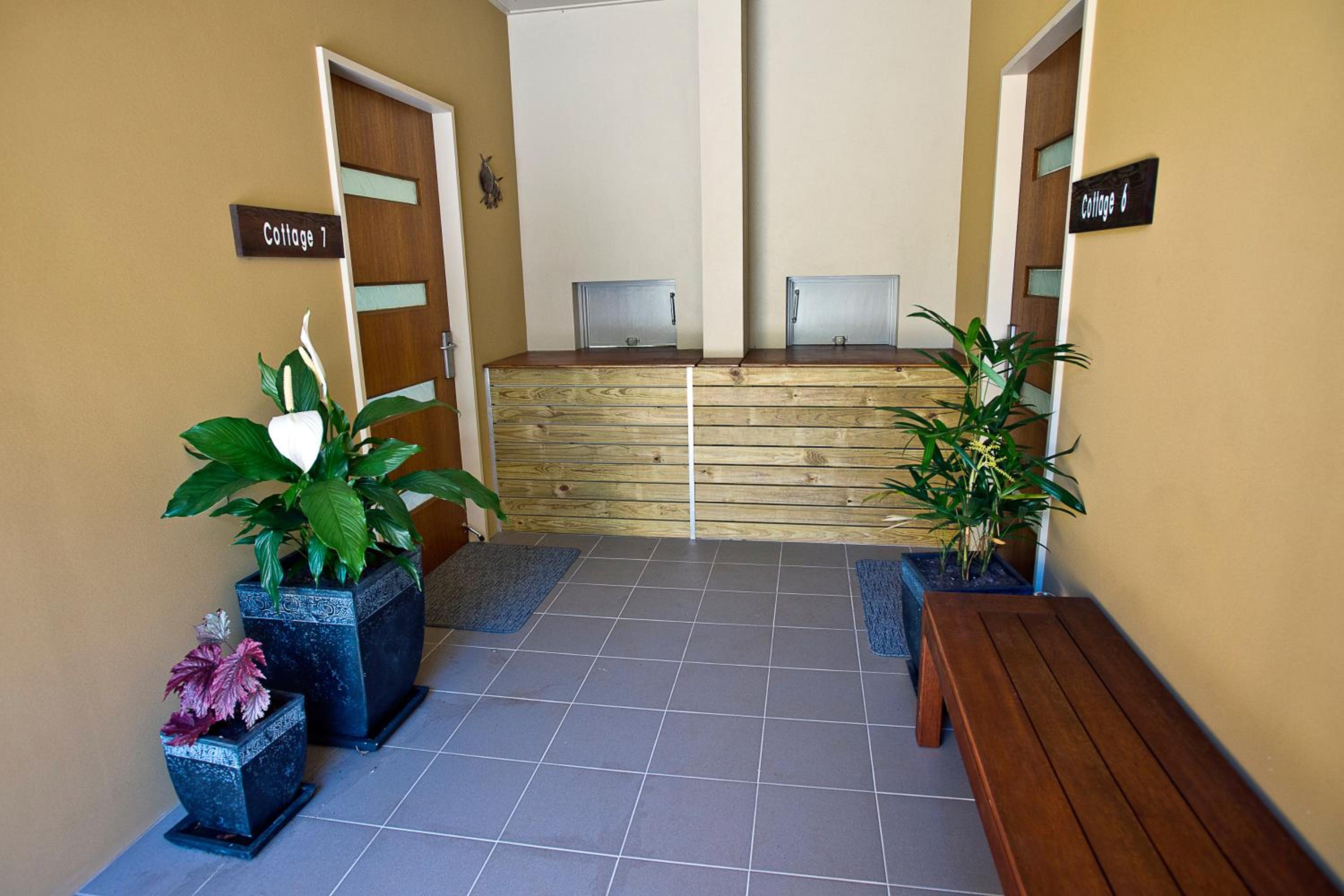 Premium Cottage with Spa Bath - Photo 5