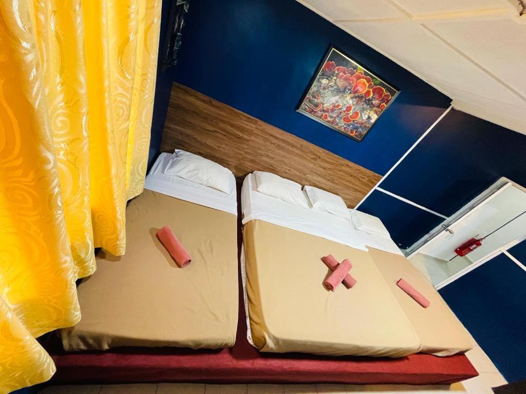 Deluxe Quadruple Room - Photo 4