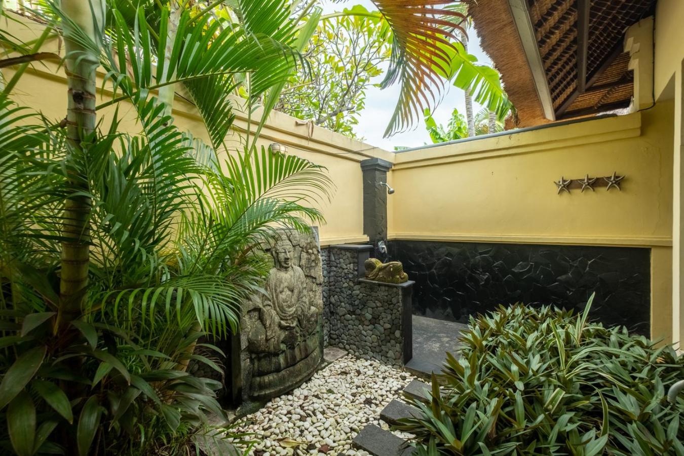 Teratai Oceanfront Villa #3 - Photo 5