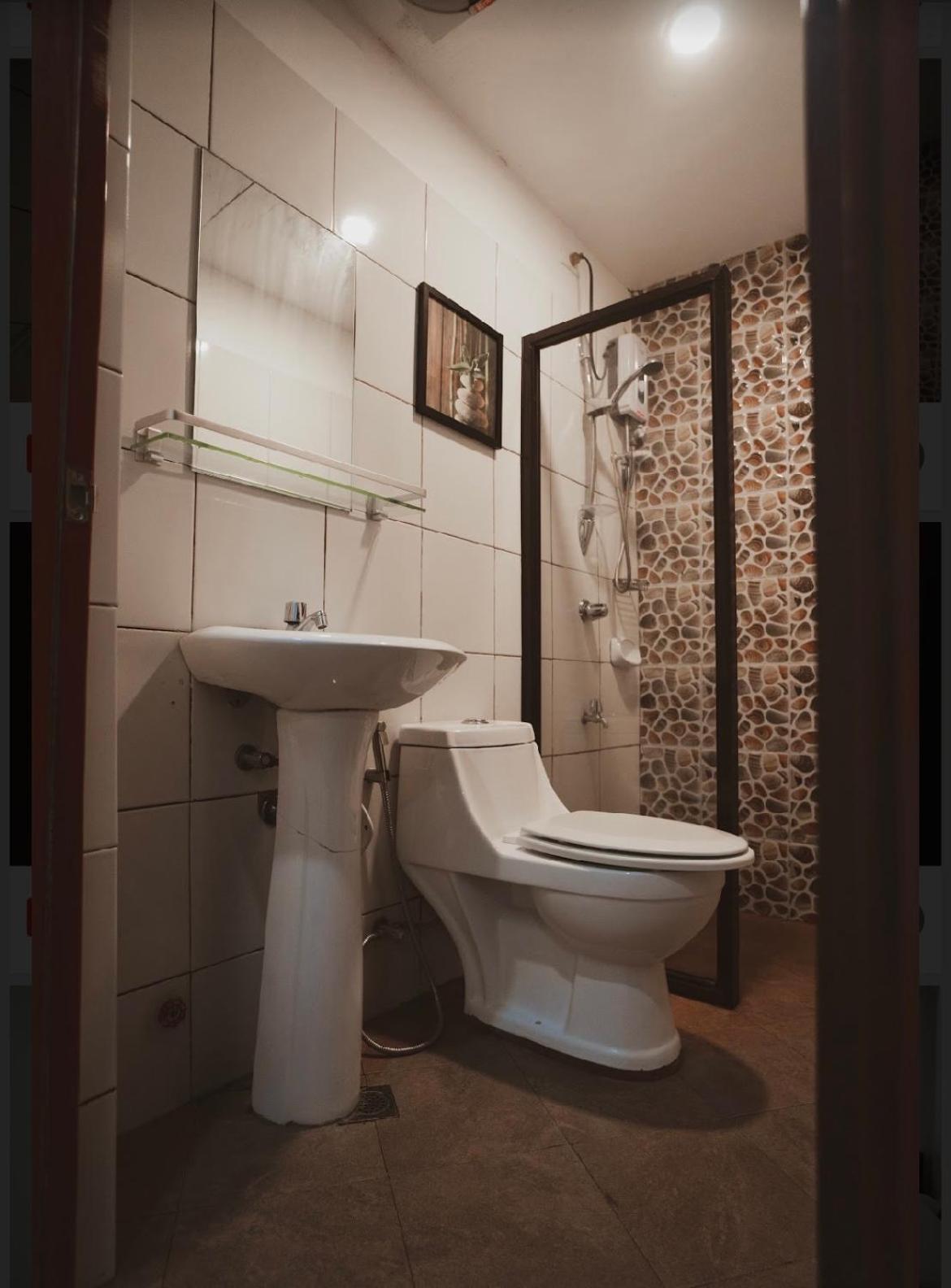 Economy Triple Room - Photo 2