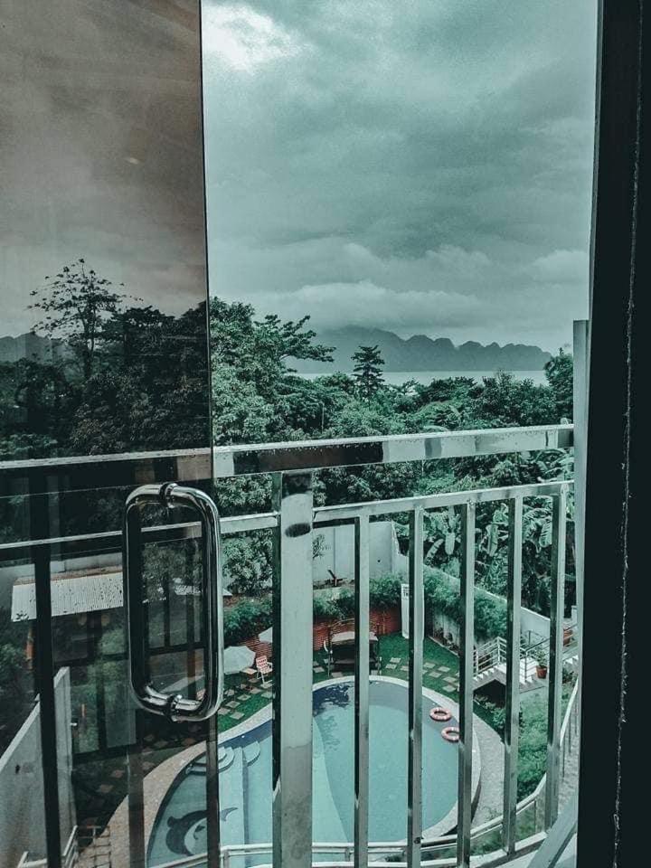 Deluxe Double Room with Balcony photo 3