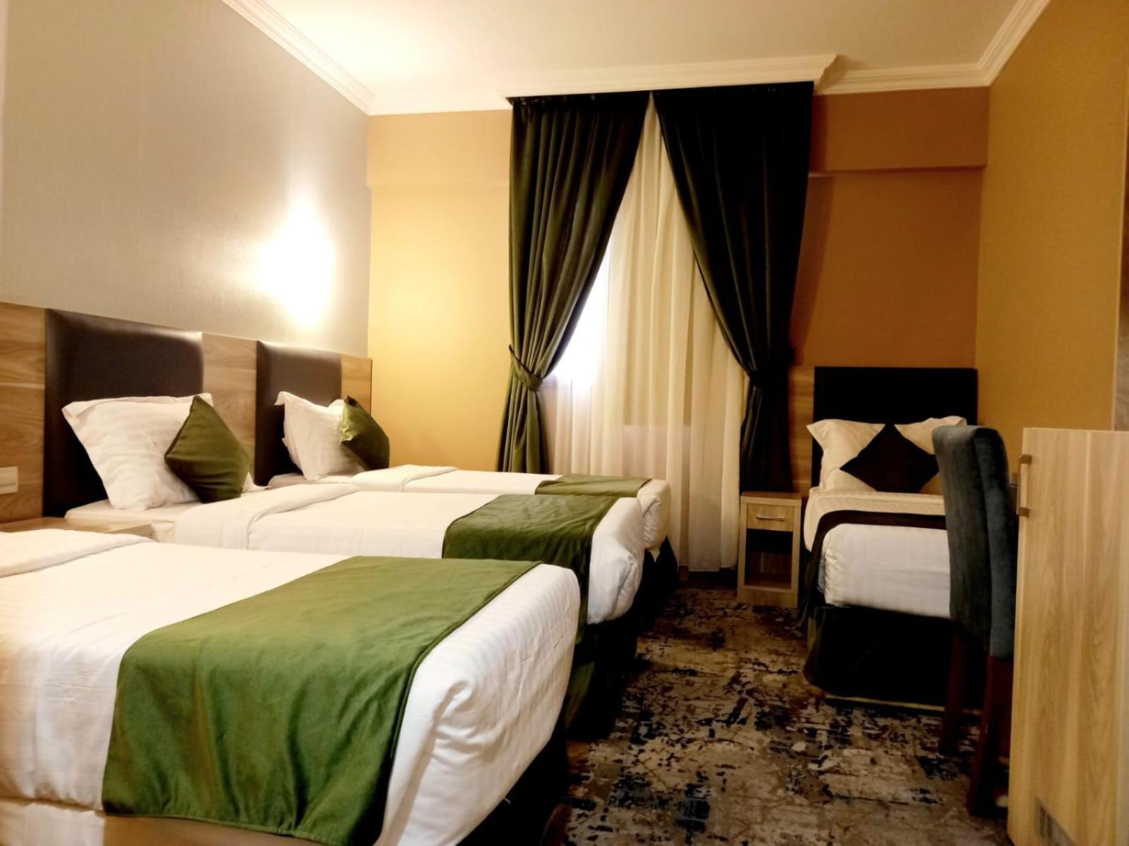 Triple Room - Photo 6
