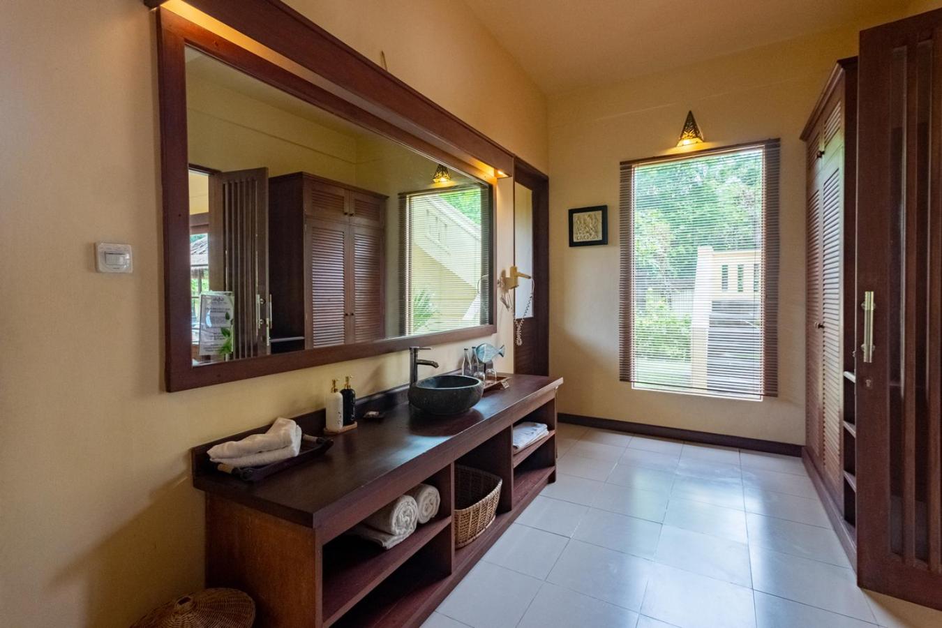 Cendana Garden View Deluxe Villa #10 - Photo 7
