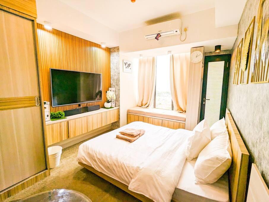 Studio Apartment photo 1