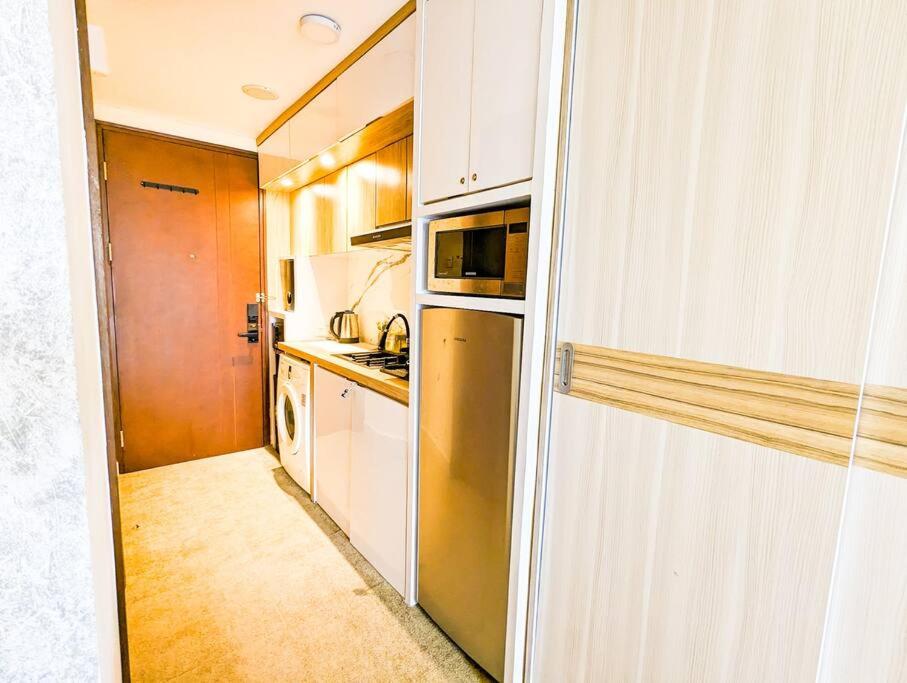 Studio Apartment photo 2
