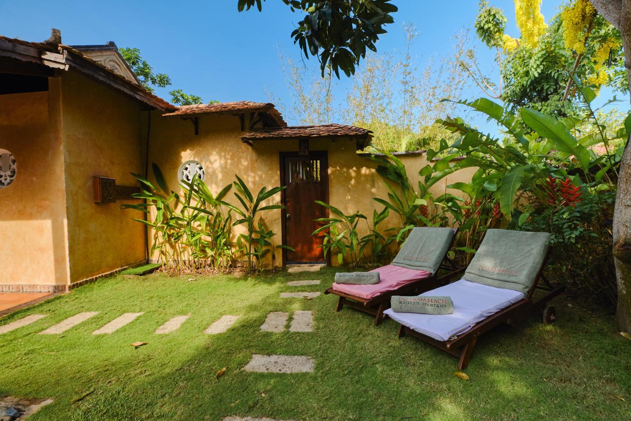 One-Bedroom Pool Villa - Photo 3