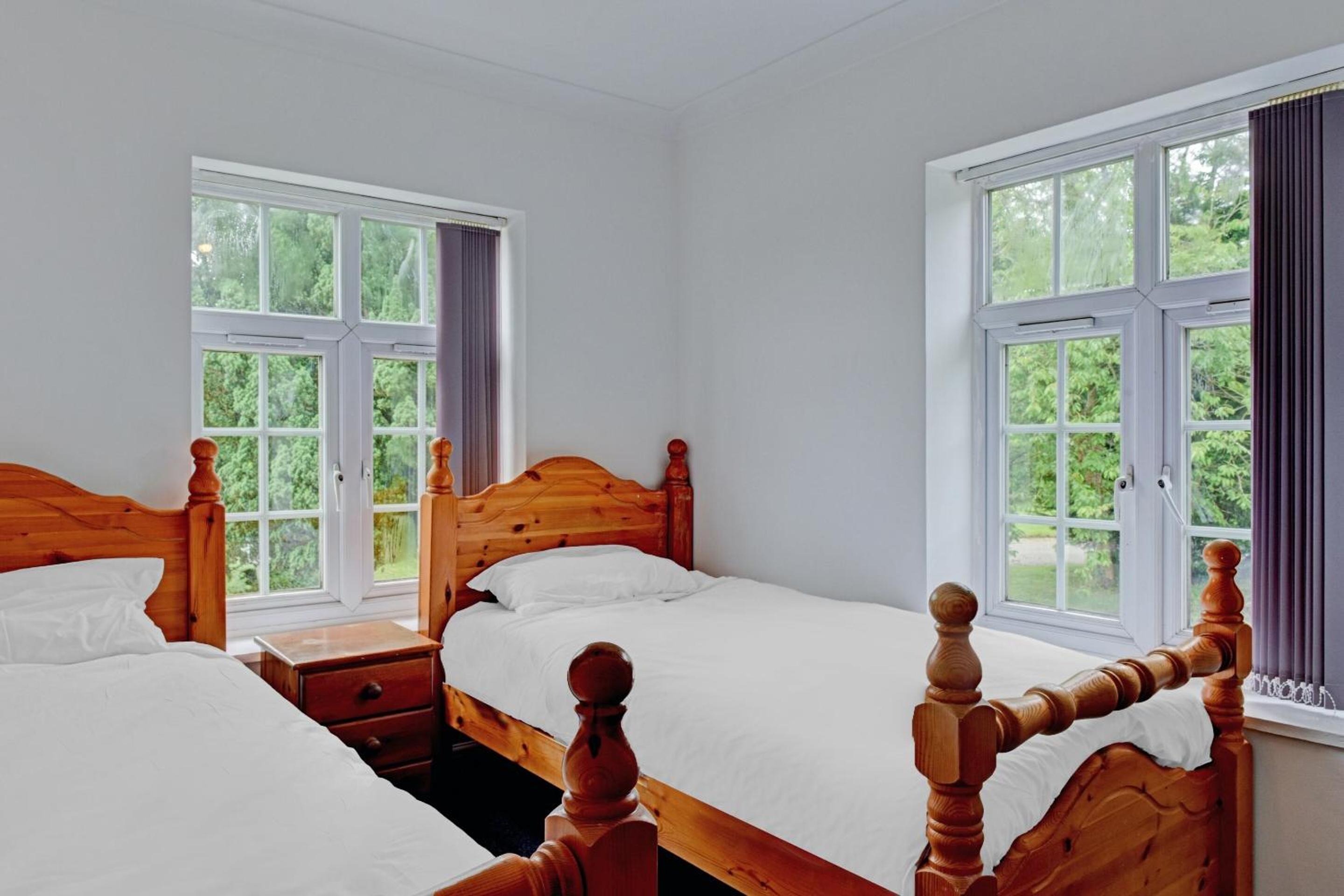 Standard Twin Room - Photo 1