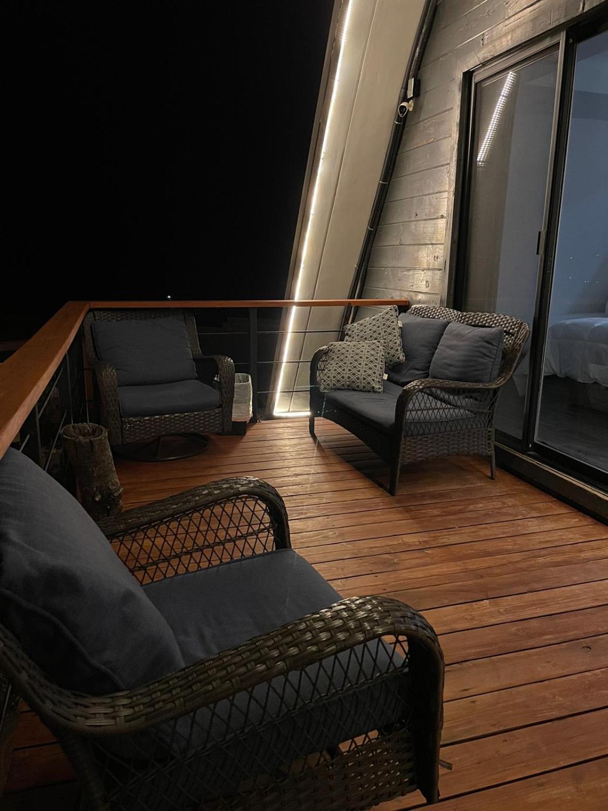 Family Room with Terrace - Photo 4