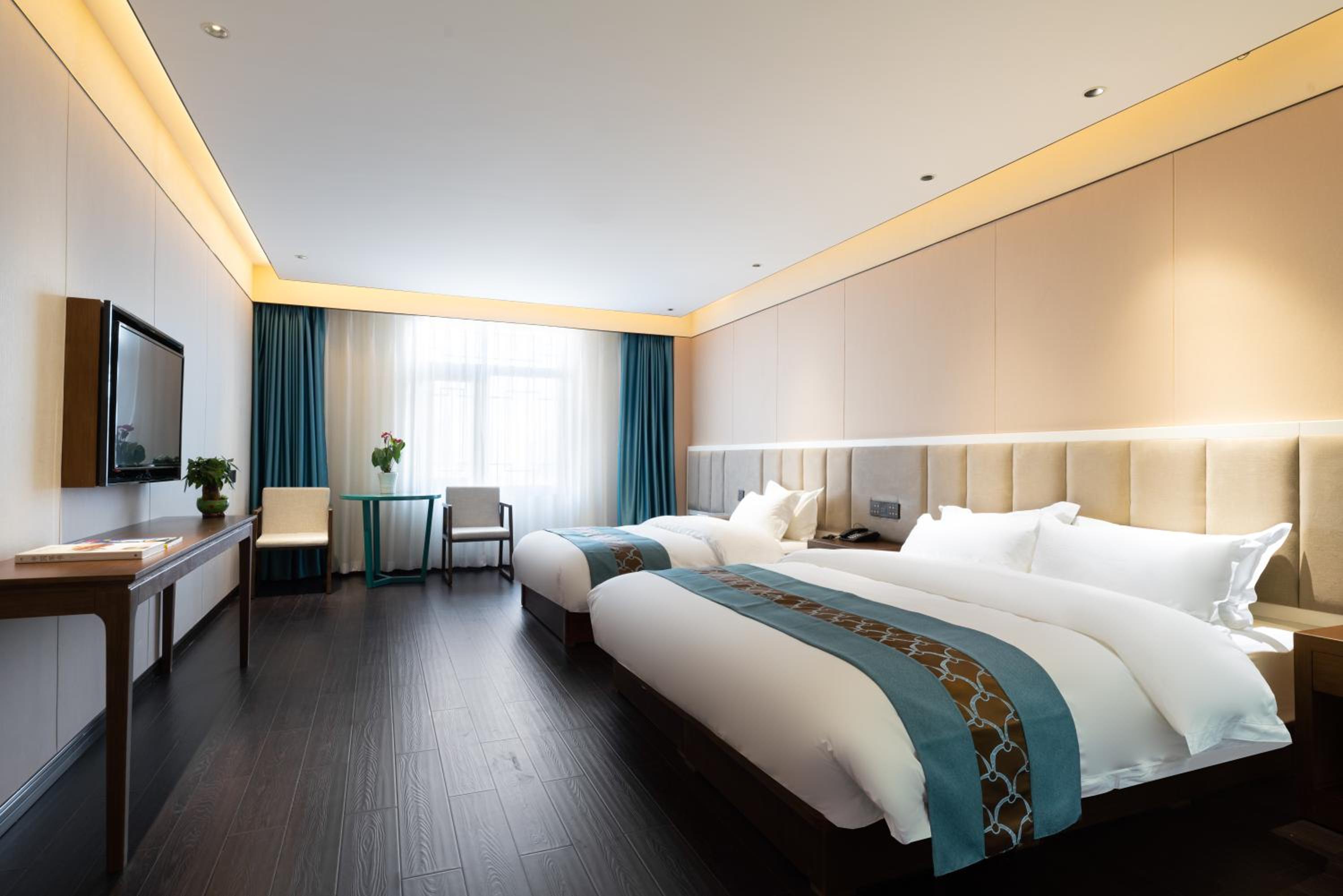 Comfort Triple Room