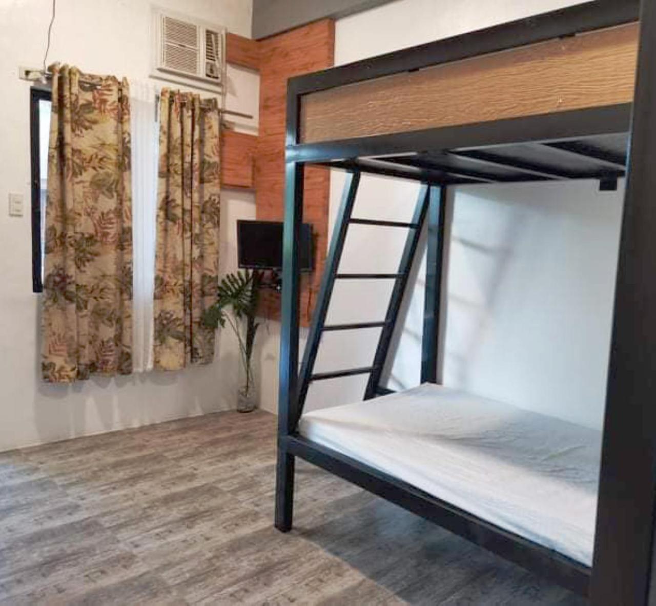 Quadruple Room - Photo 4
