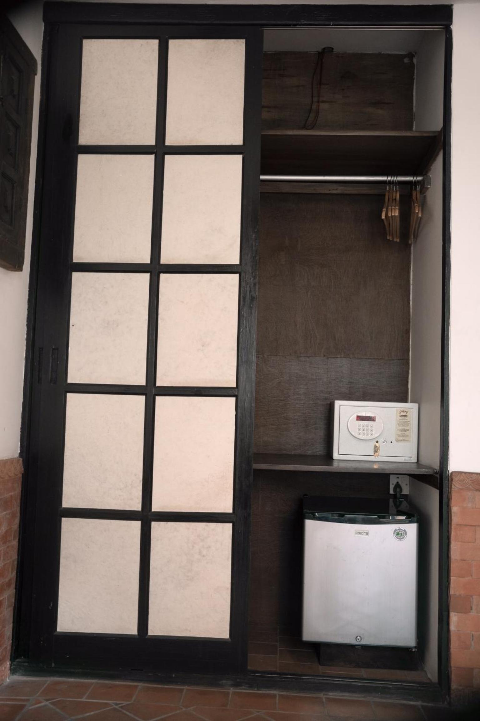 Deluxe Double or Twin Room - Photo 17