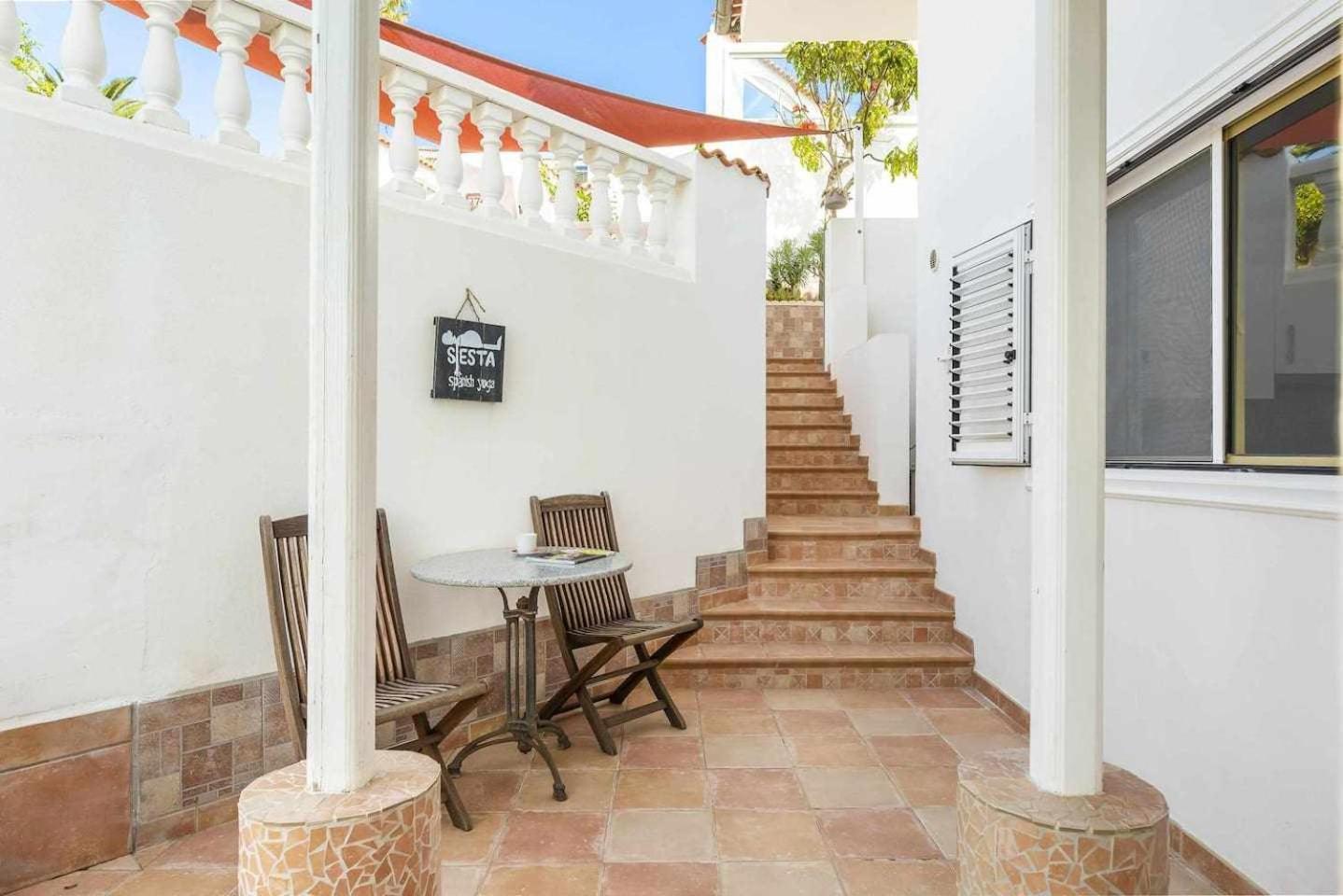 Villa photo 3