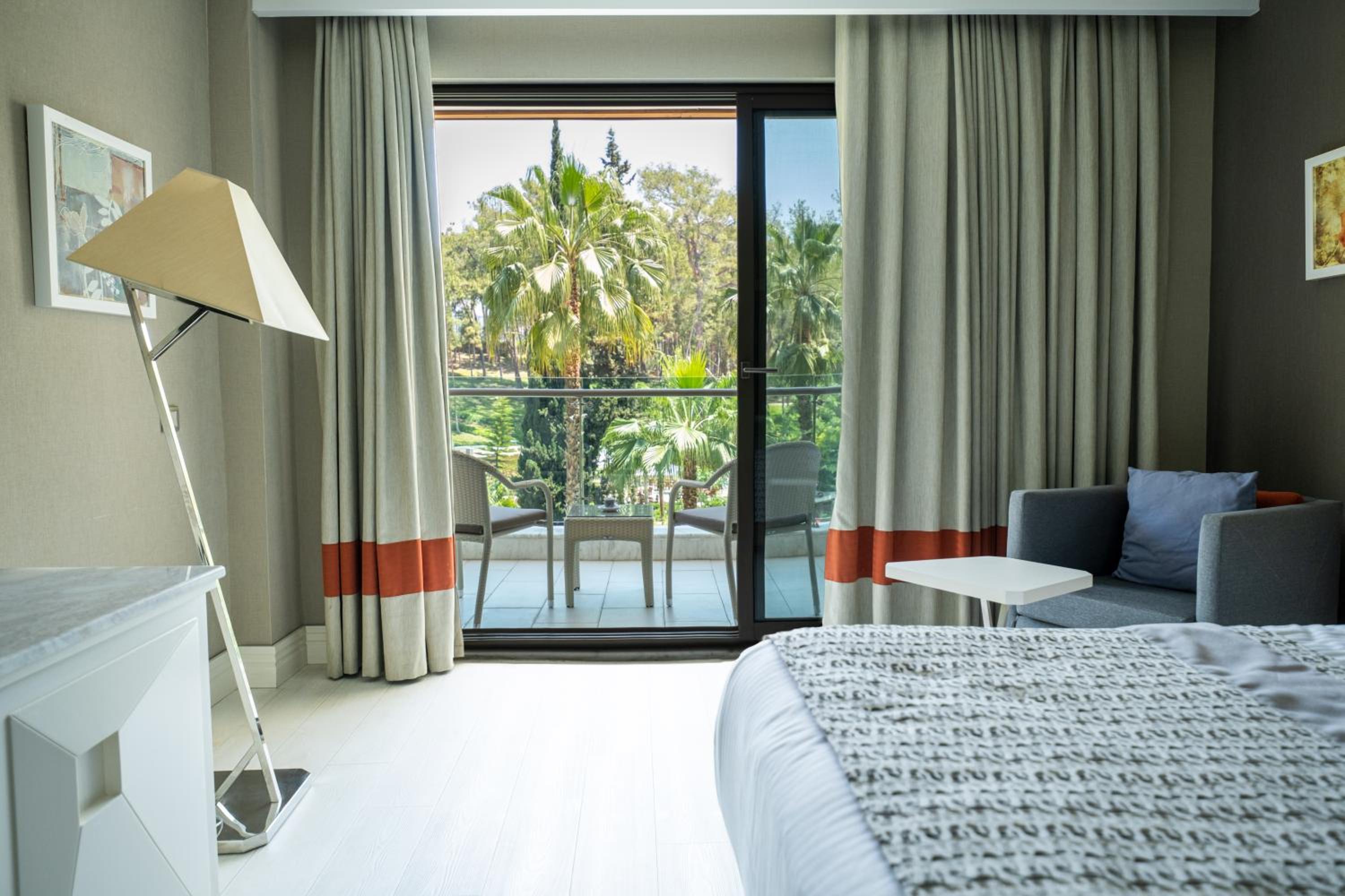Quadruple Room with Sea View - Photo 1
