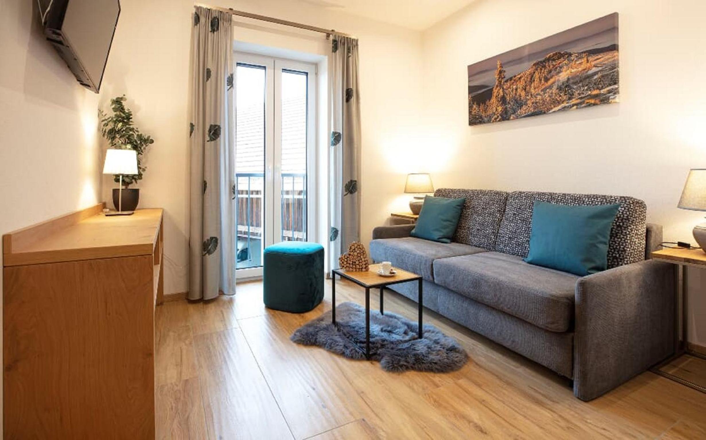 Apartment photo 3
