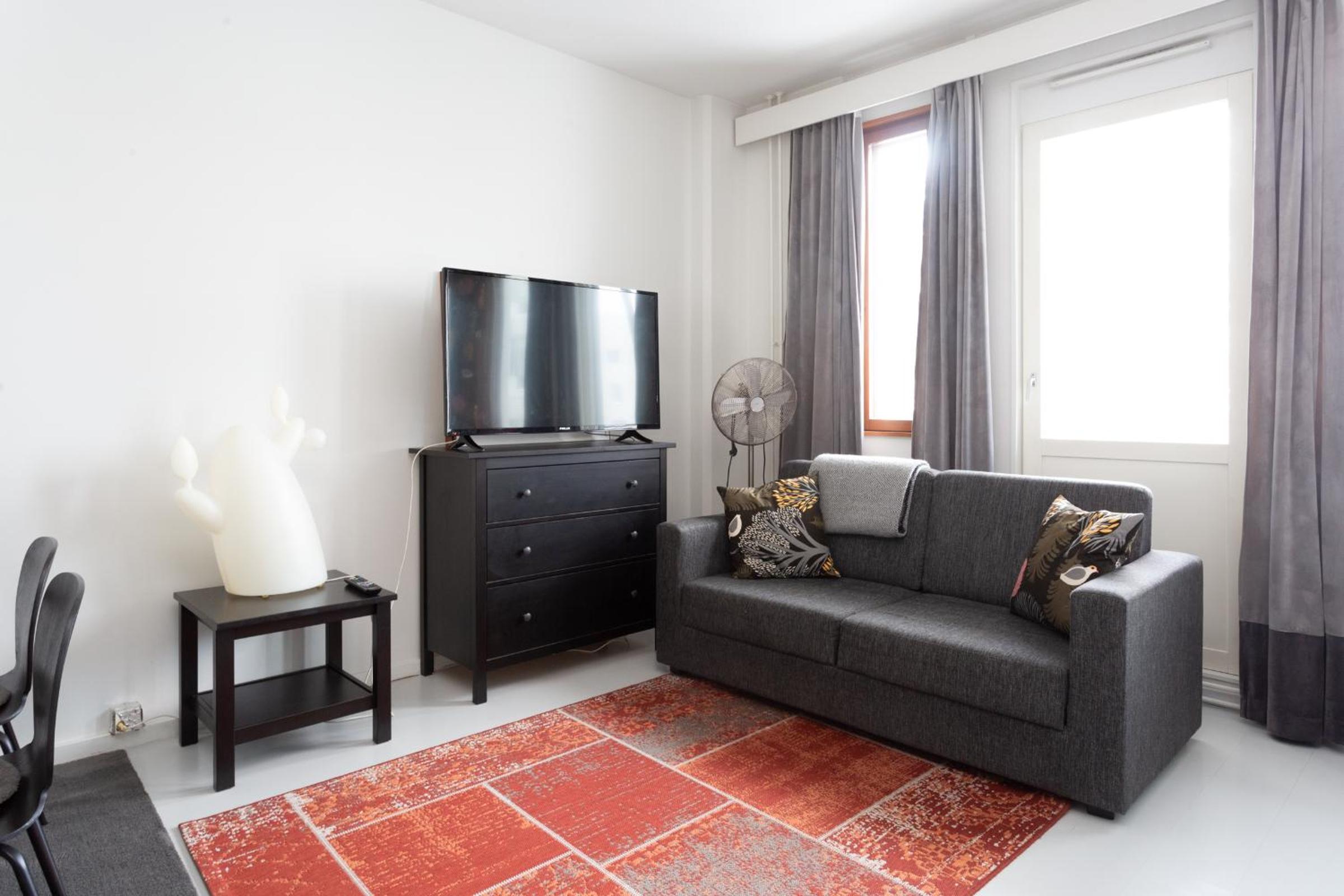 King Studio with Sofa Bed photo 3