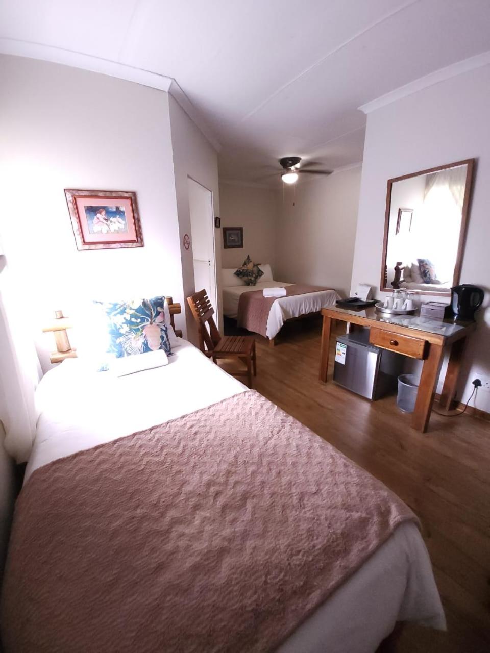 Basic Triple Room - Photo 1