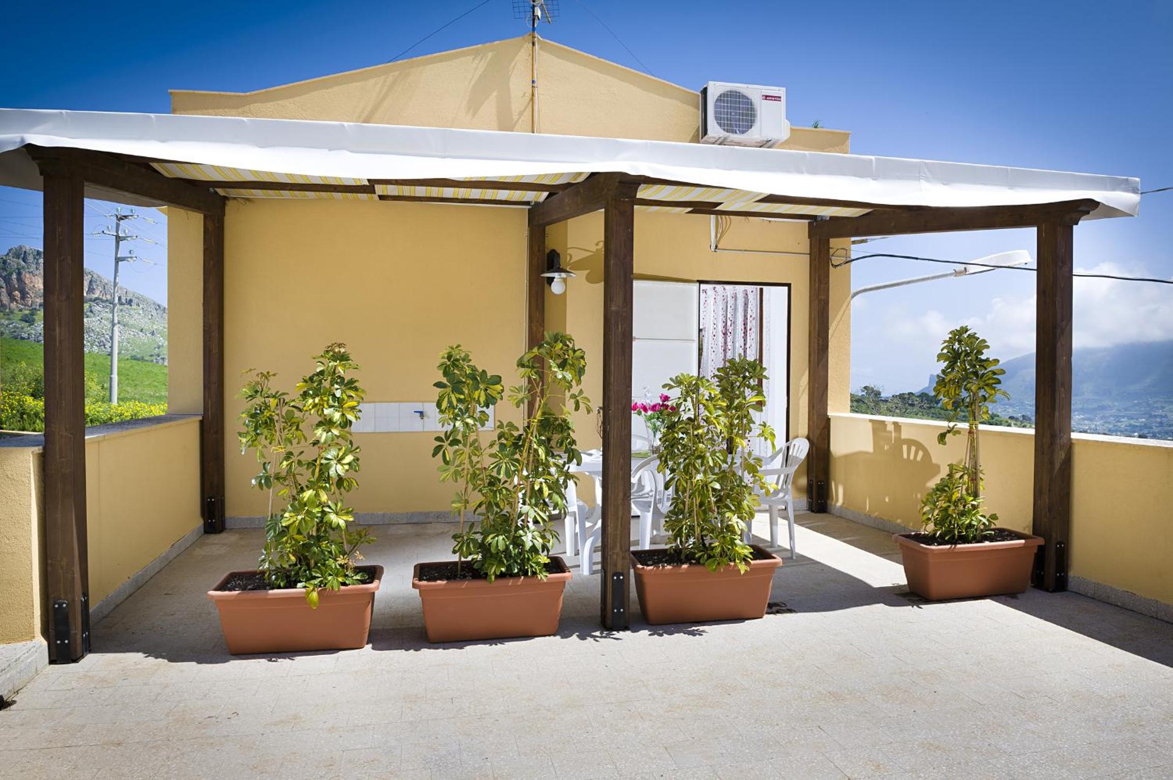 Apartment with Terrace