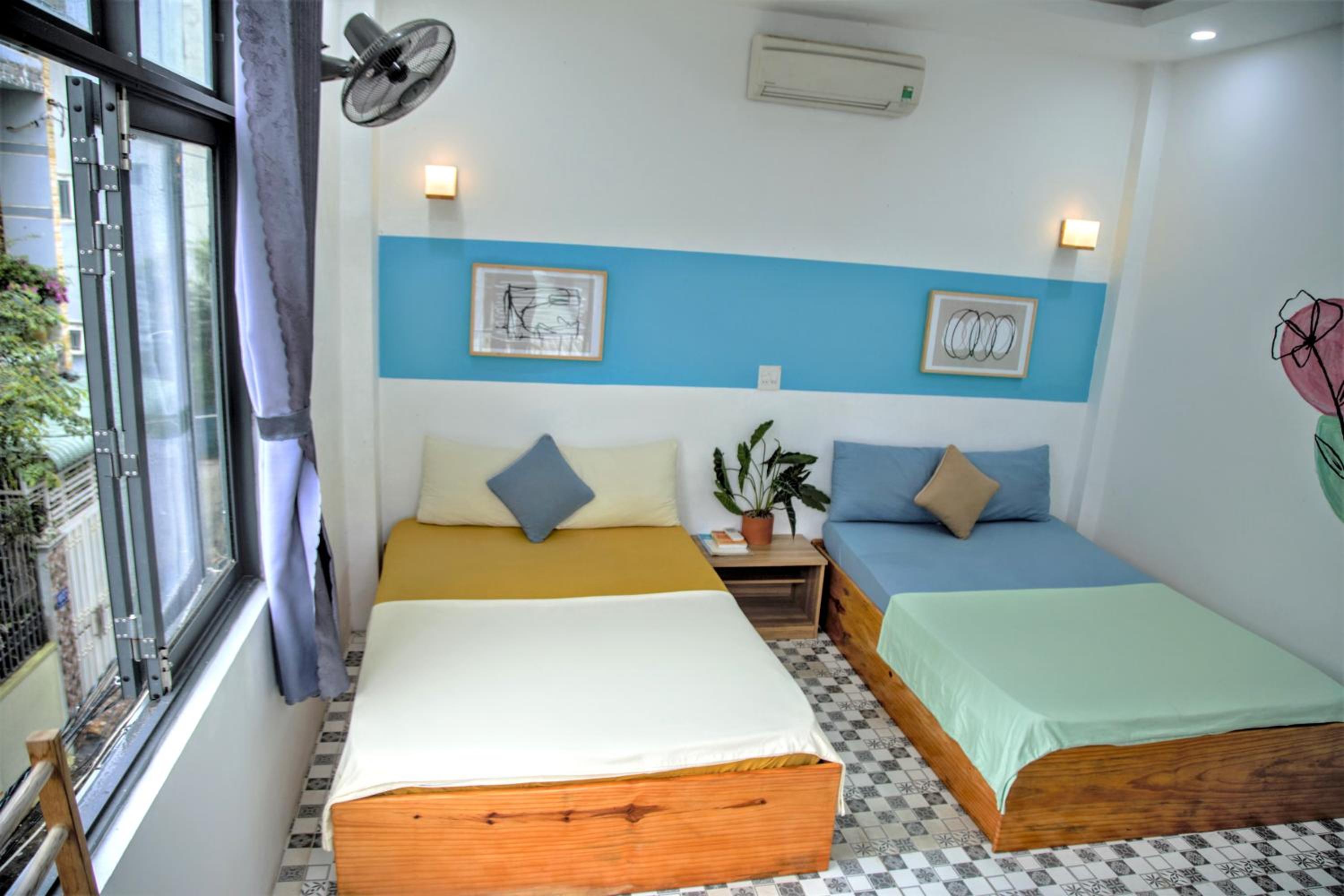 Four-Bedroom House photo 1