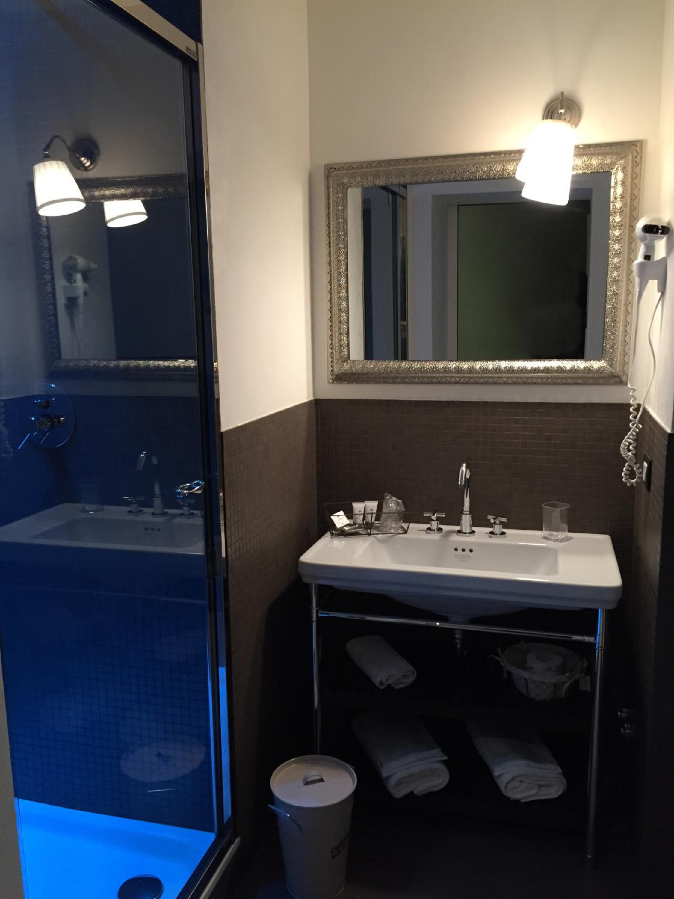 Deluxe Triple Room photo 3