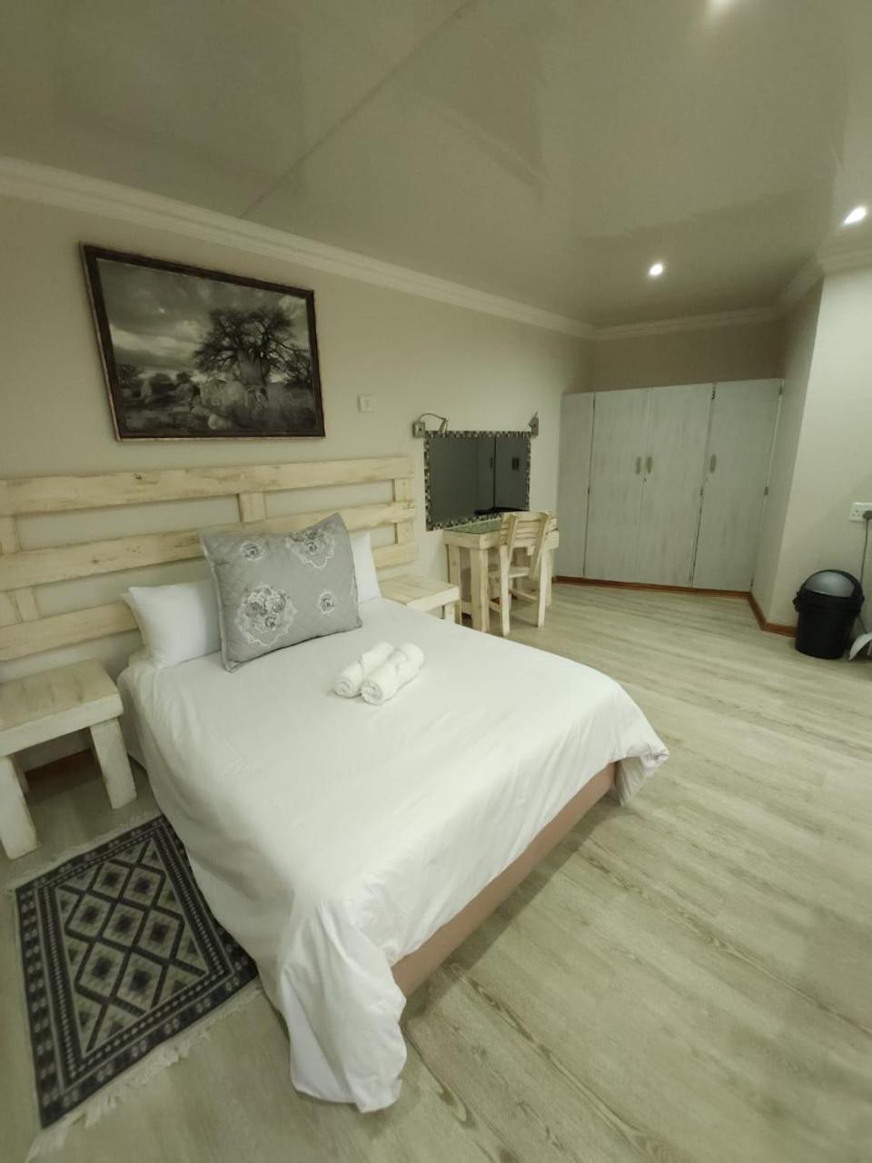 Quadruple Room with Kitchenette - Photo 20