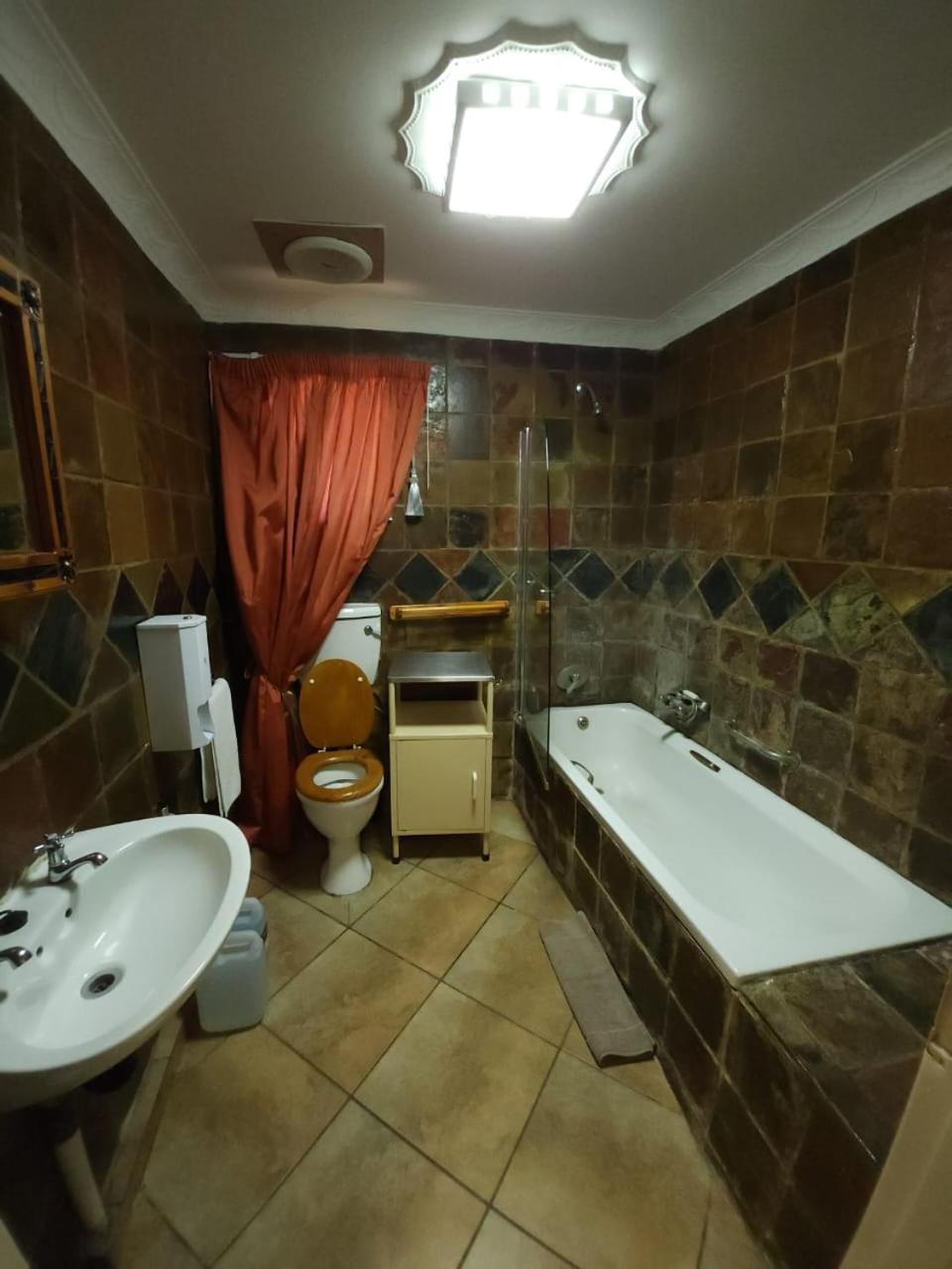 Quadruple Room with Kitchenette - Photo 15