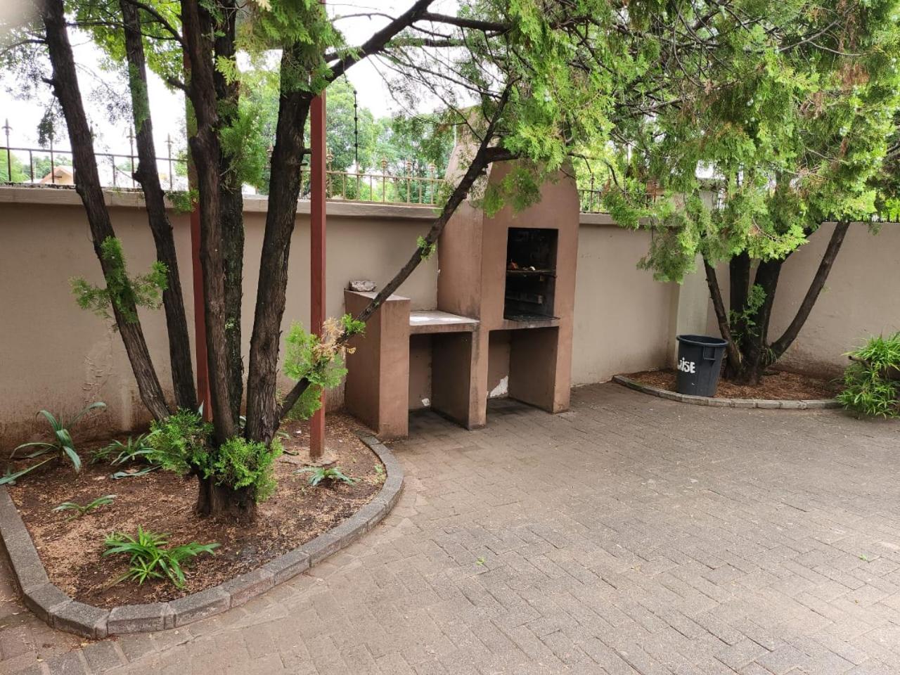 Family Unit with Kitchenette - Photo 11