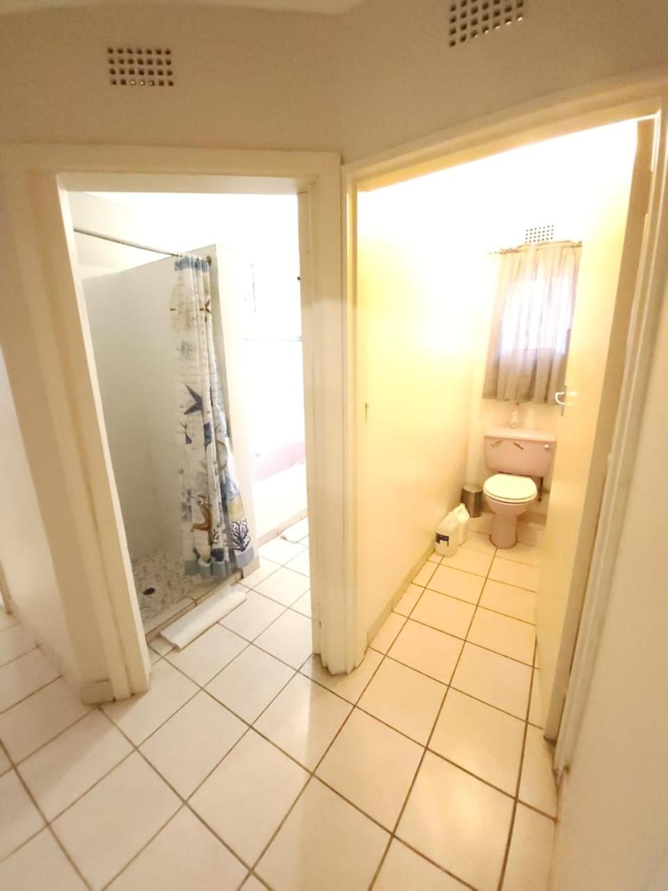 Family Unit with Kitchenette - Photo 2