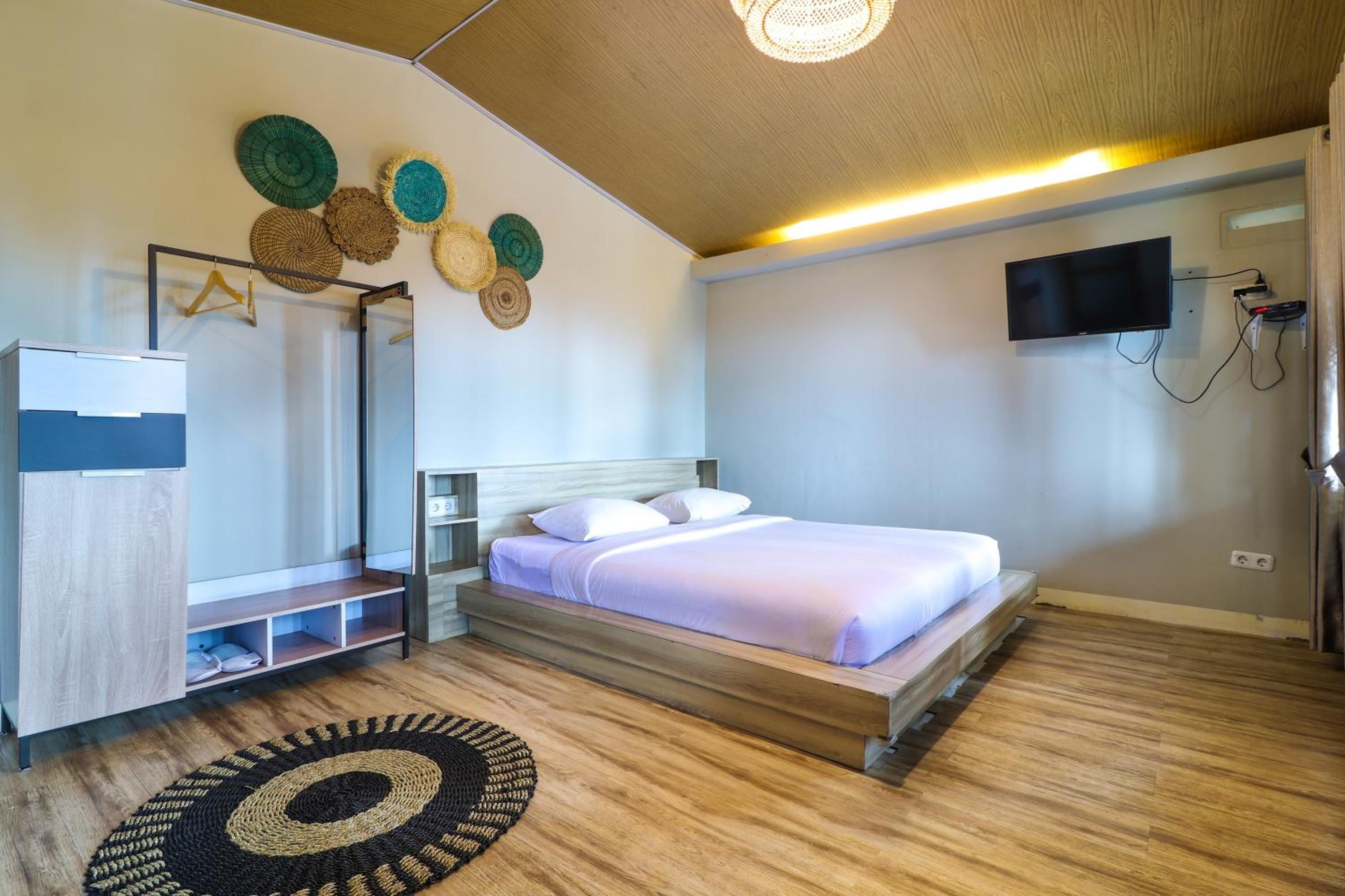 Couple Cabin