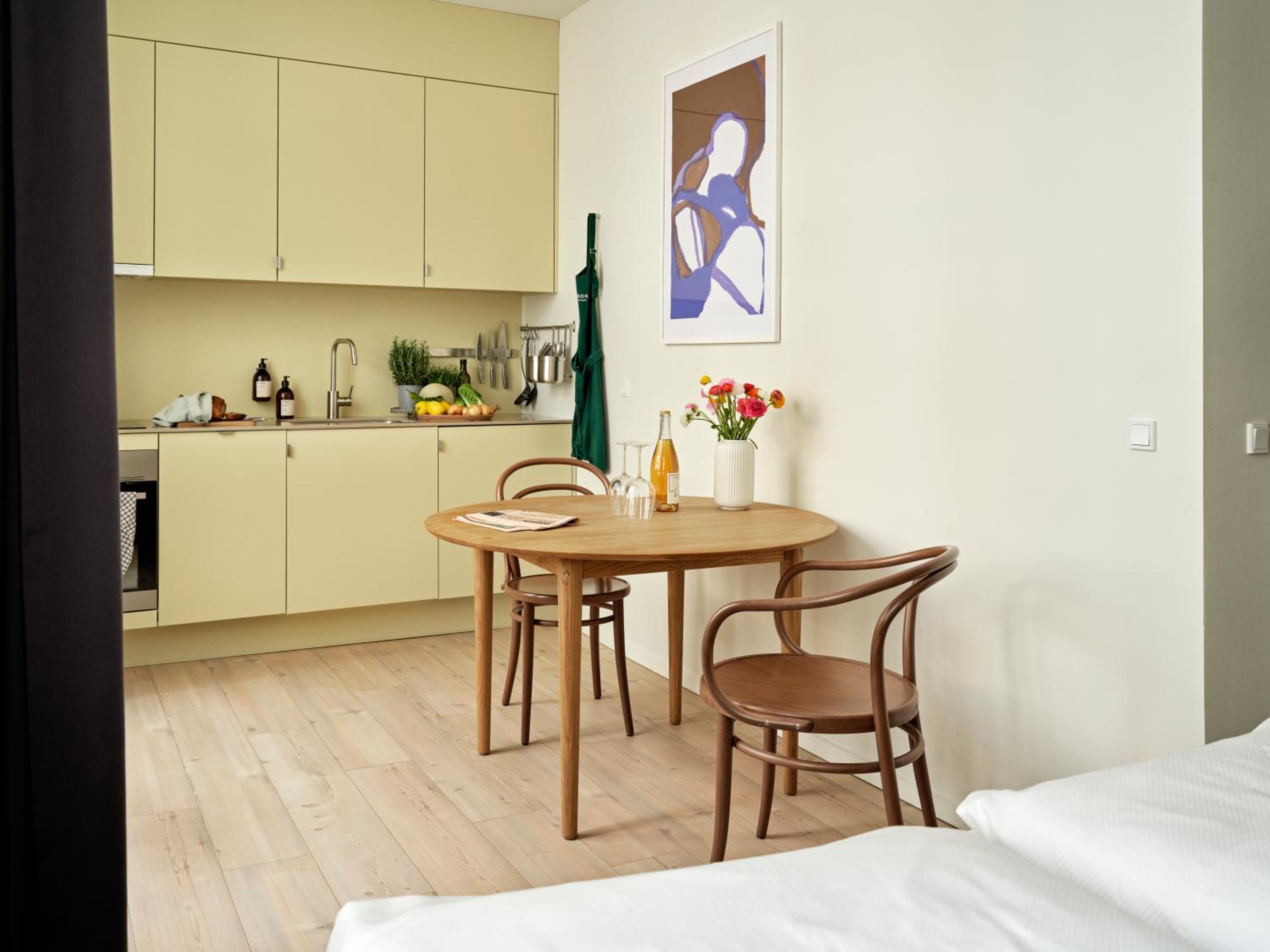 Studio Apartment