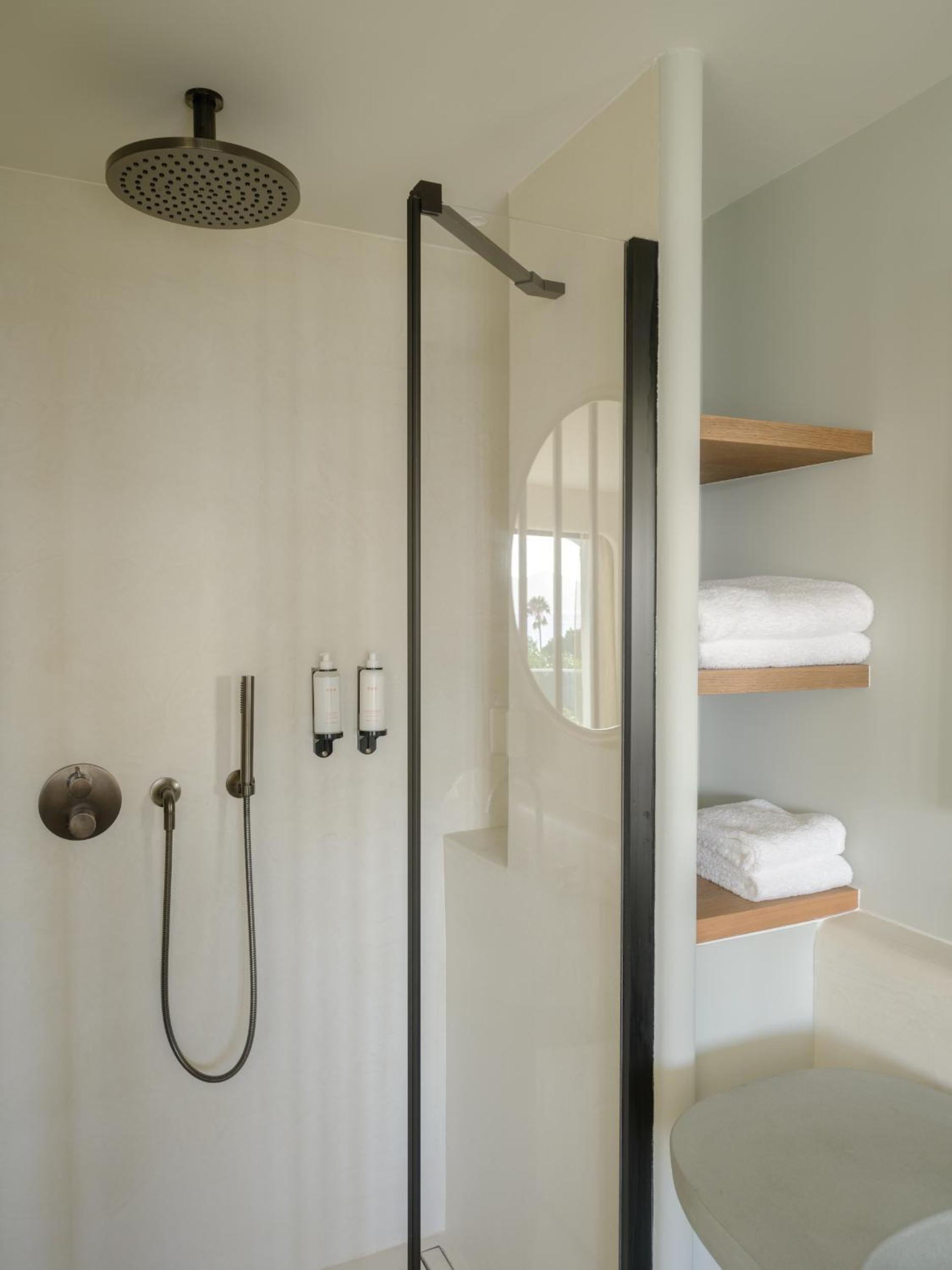 Superior Double Room - Photo 3