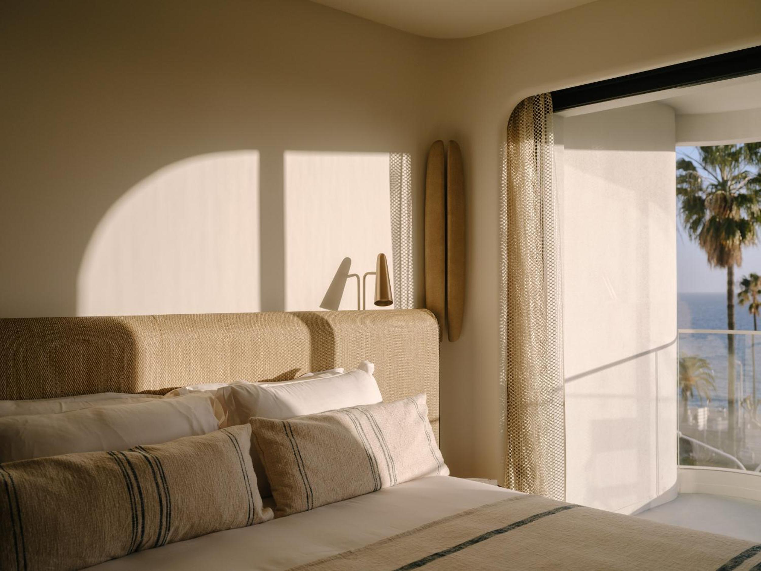 Superior Double Room - Photo 2