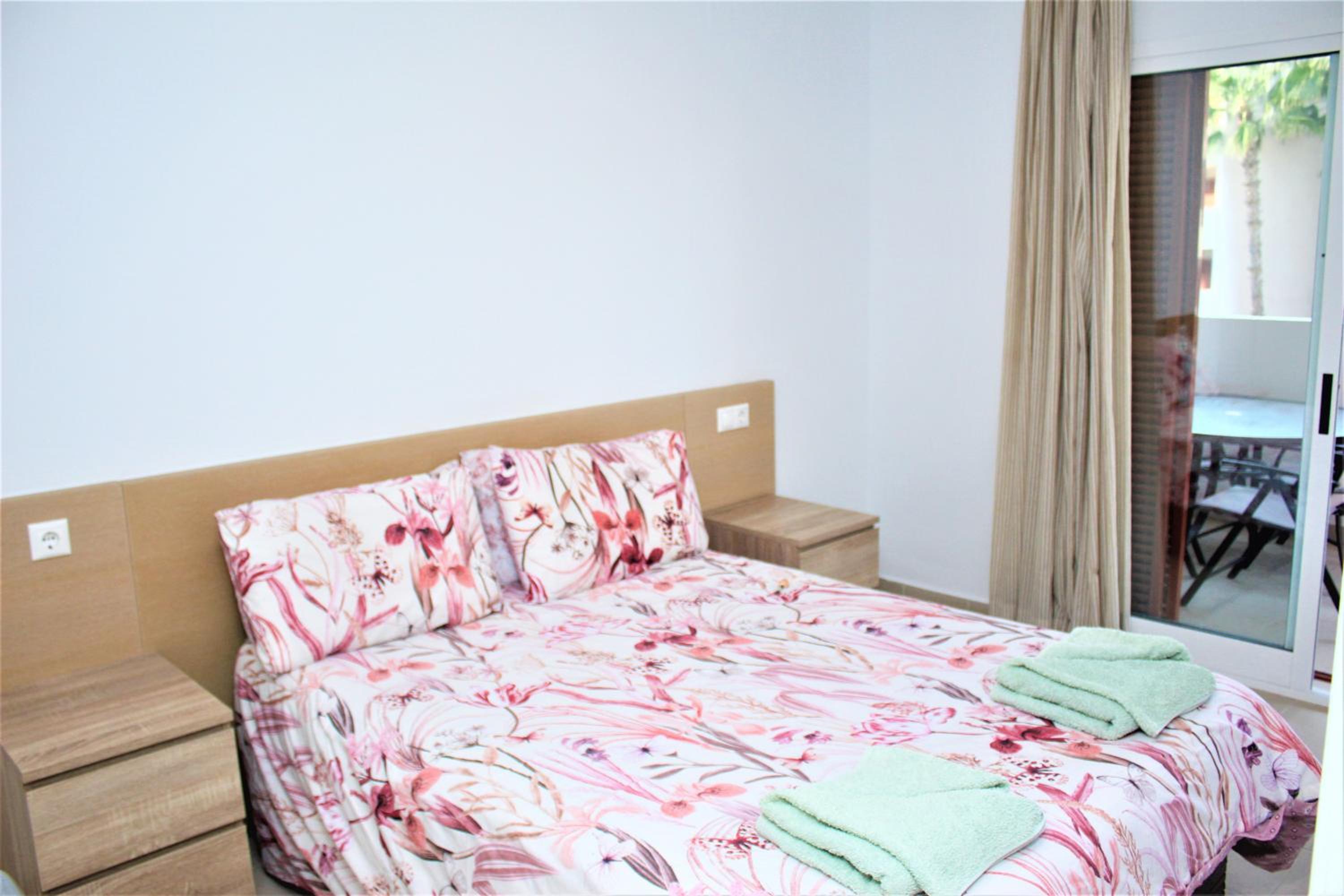 Apartment photo 2