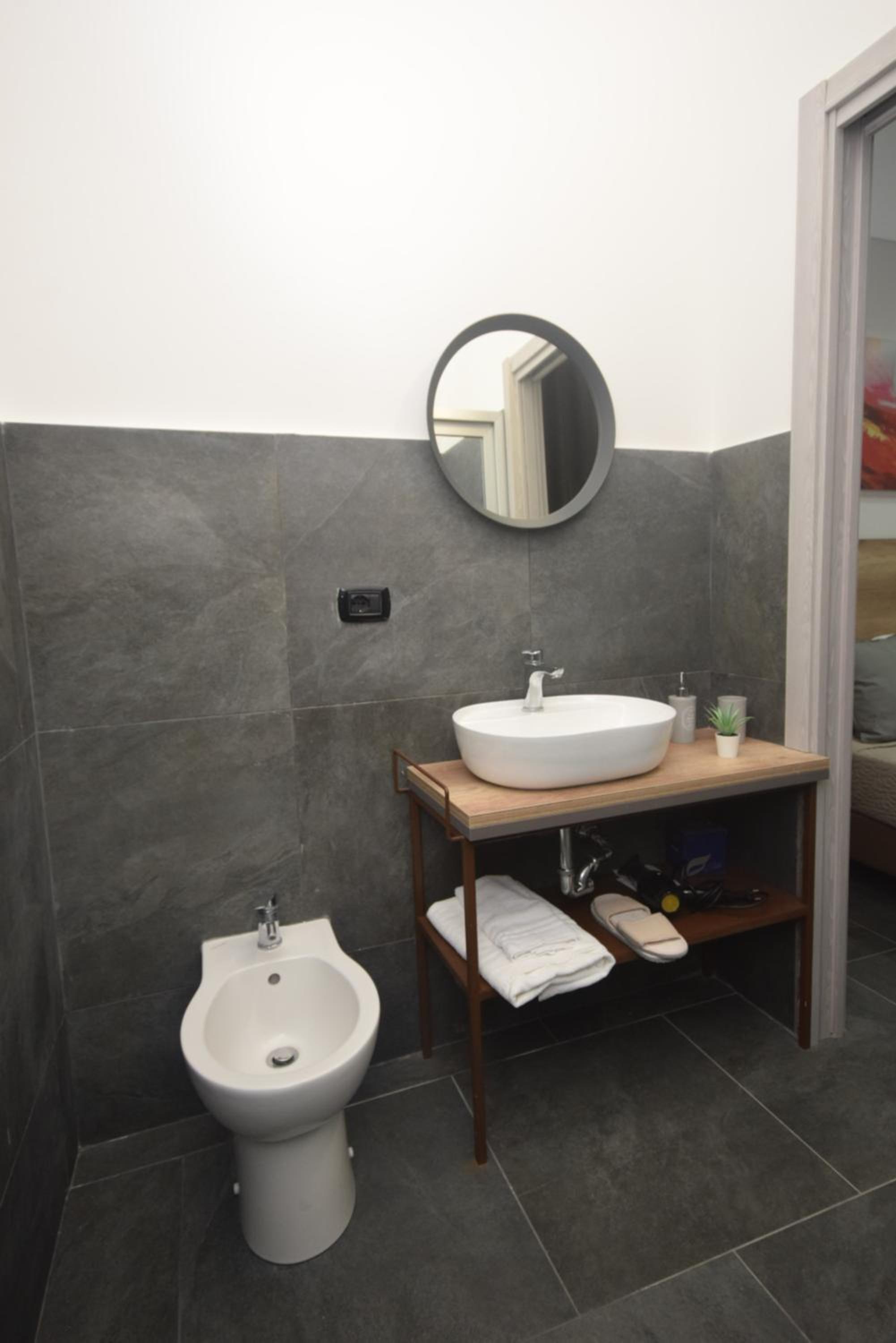 Classic Quadruple Room - Photo 9