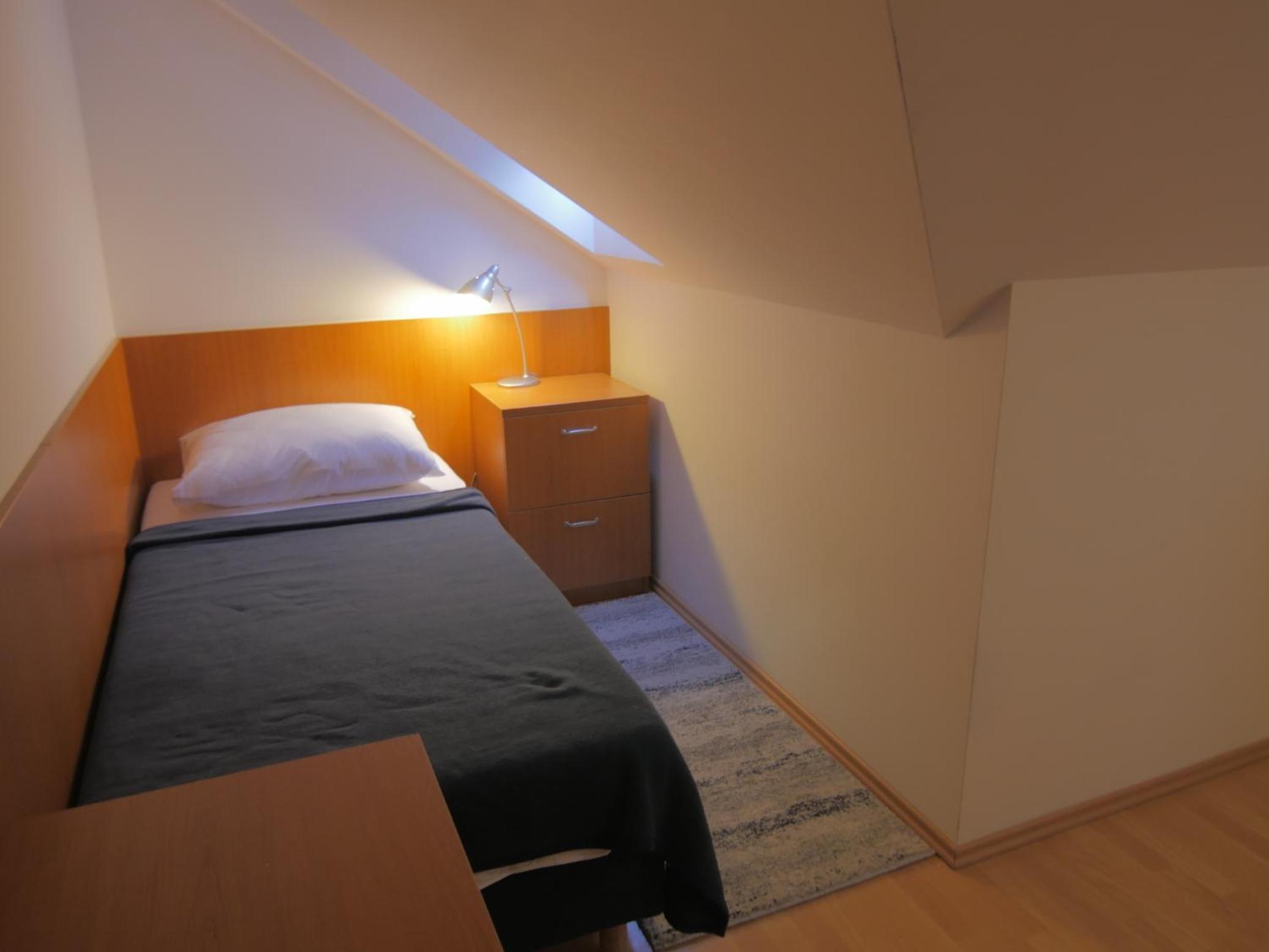 Economy Single Room