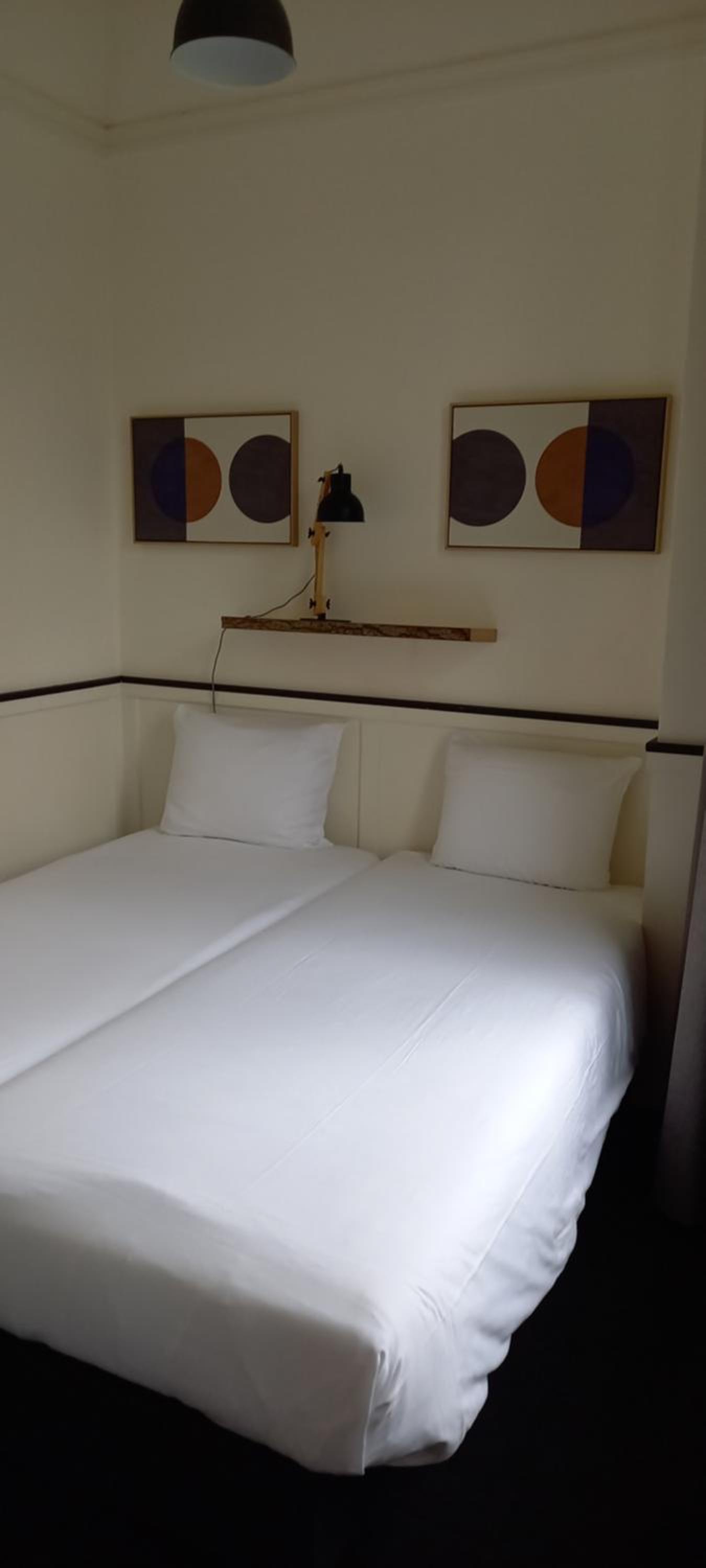Budget Double Room with Private External Bathroom photo 3