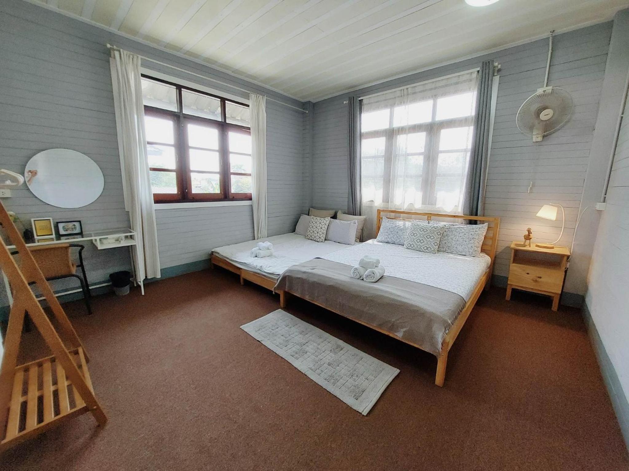 Quadruple Room - Photo 16