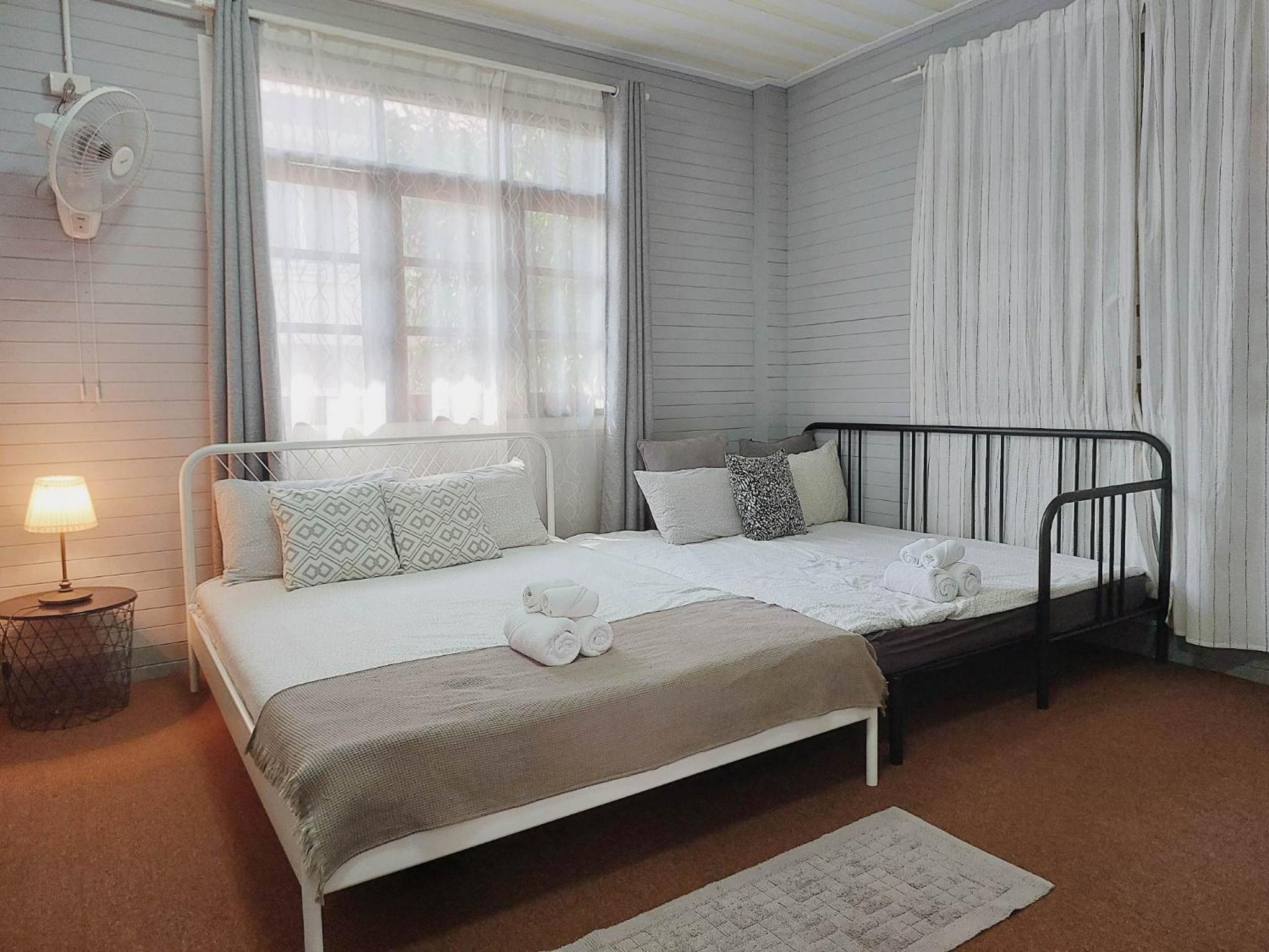 Quadruple Room - Photo 36
