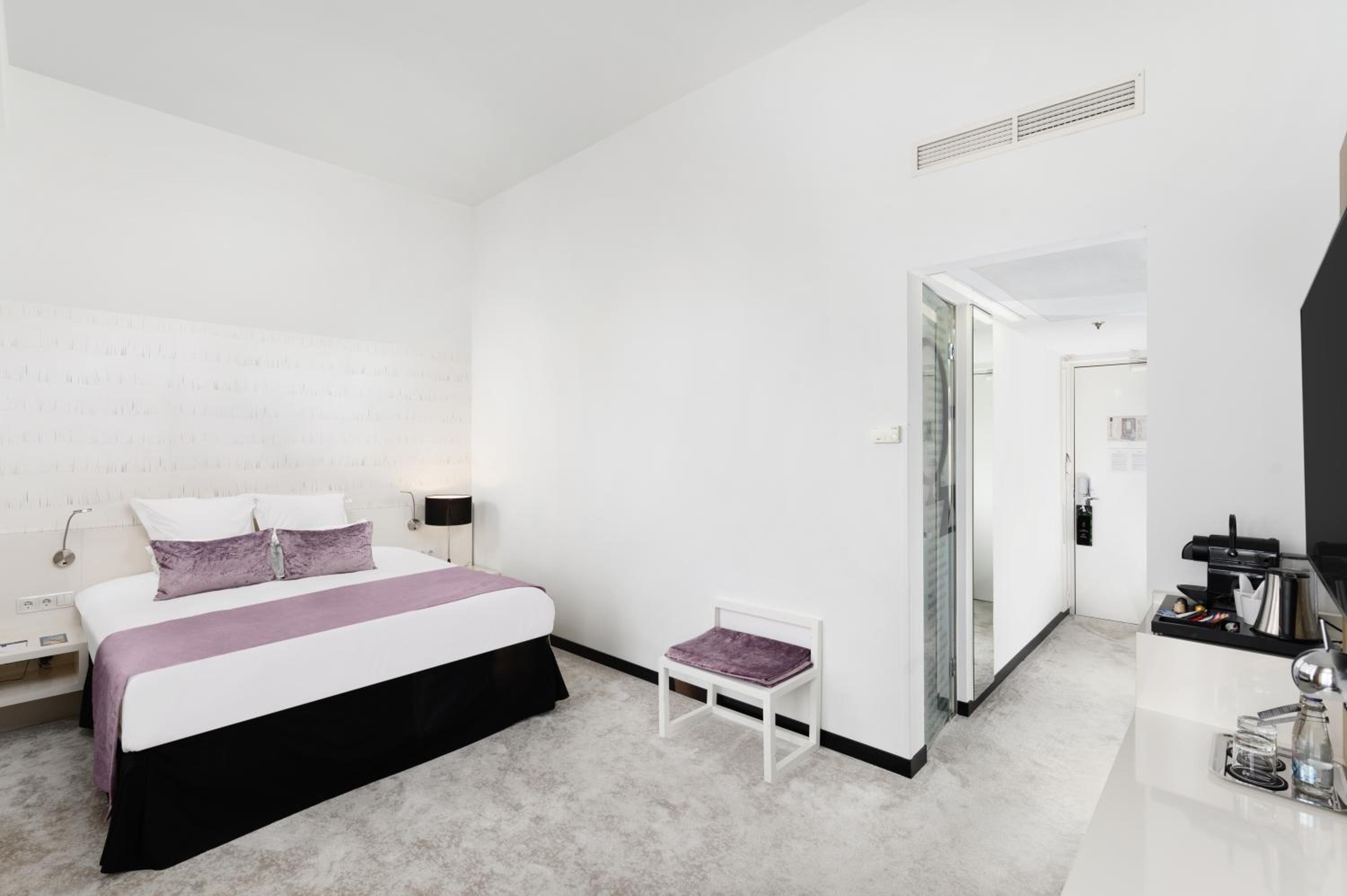 Superior Double Room - Photo 10