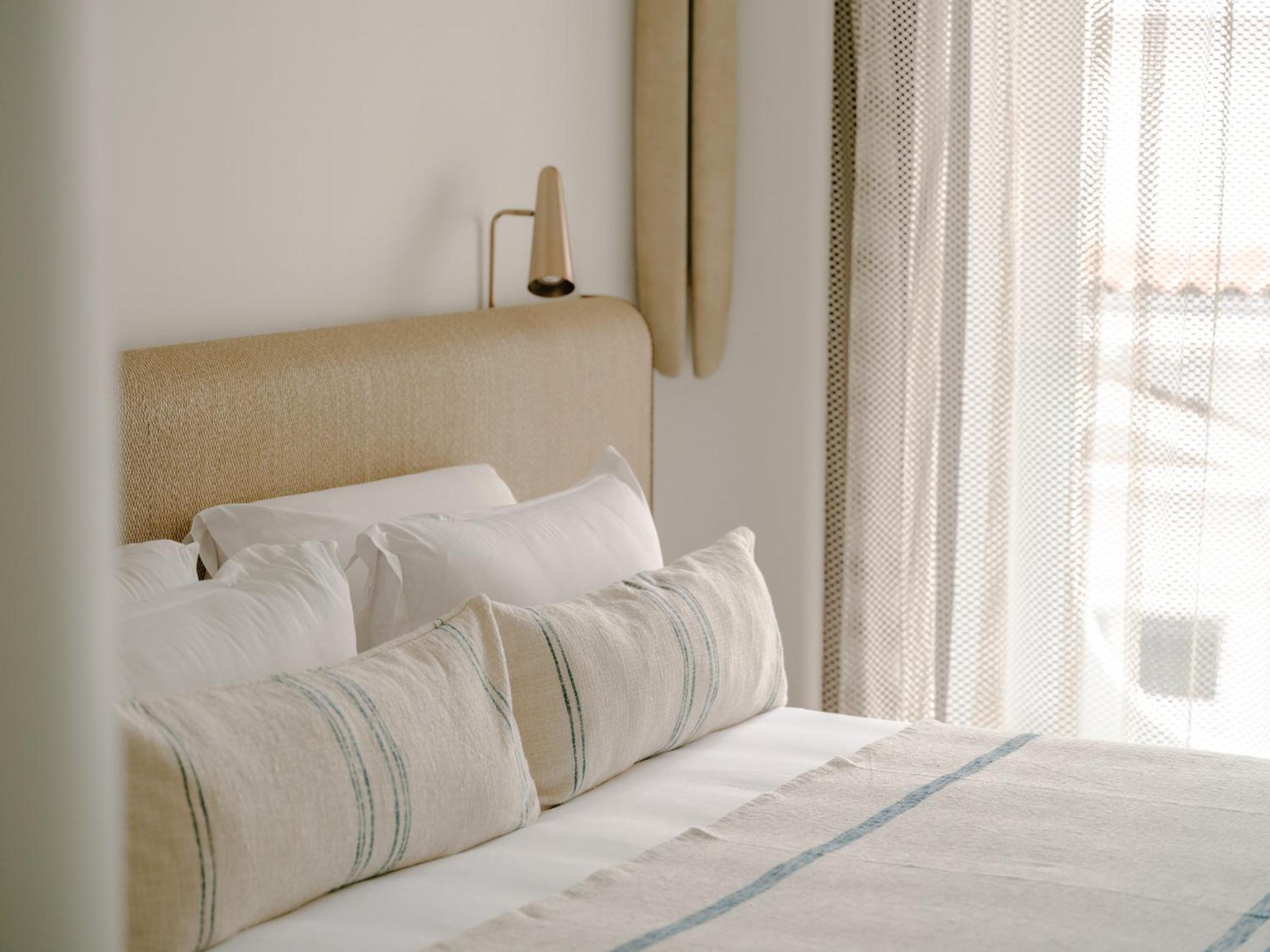Double Room - Photo 2