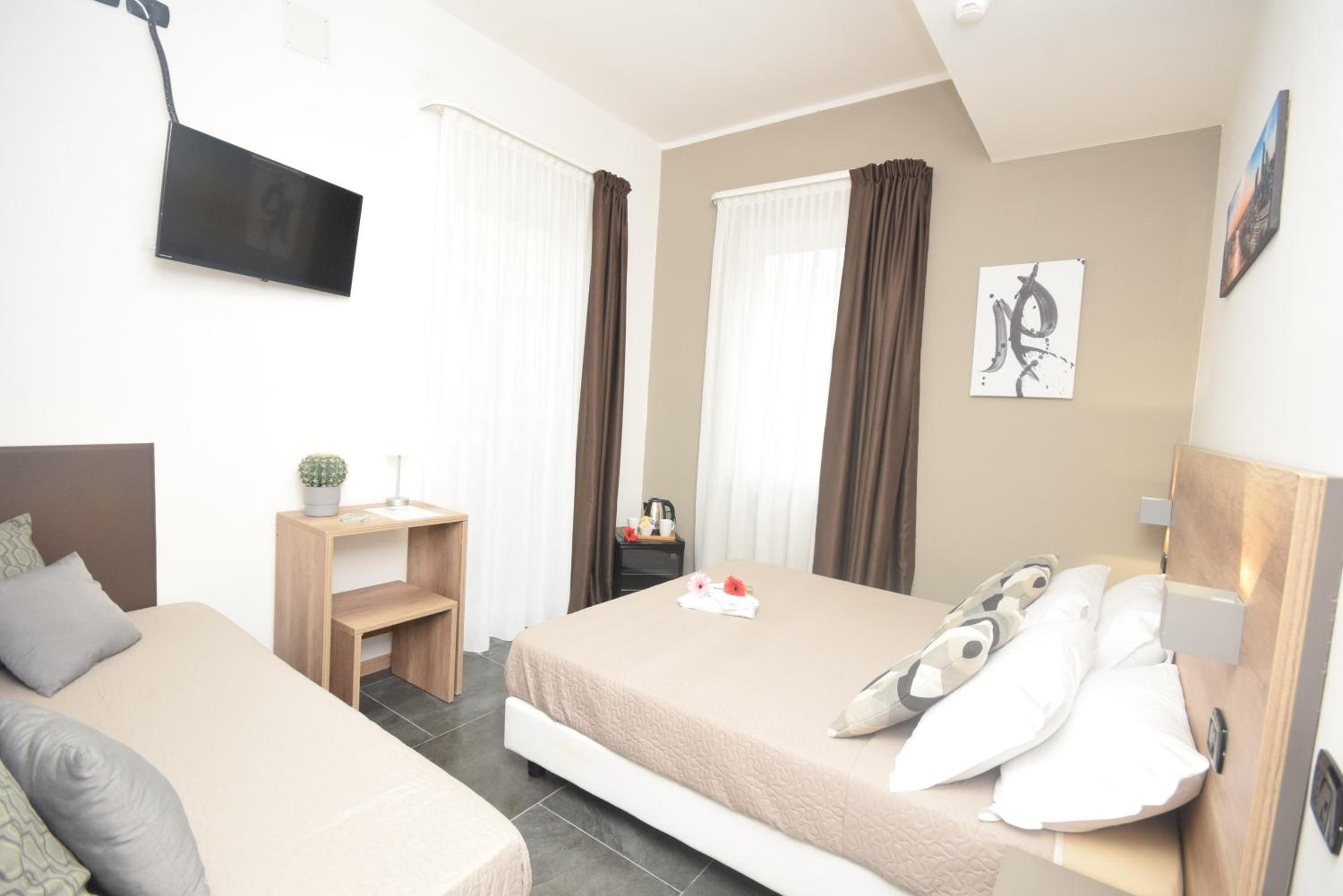 Basic Triple Room
